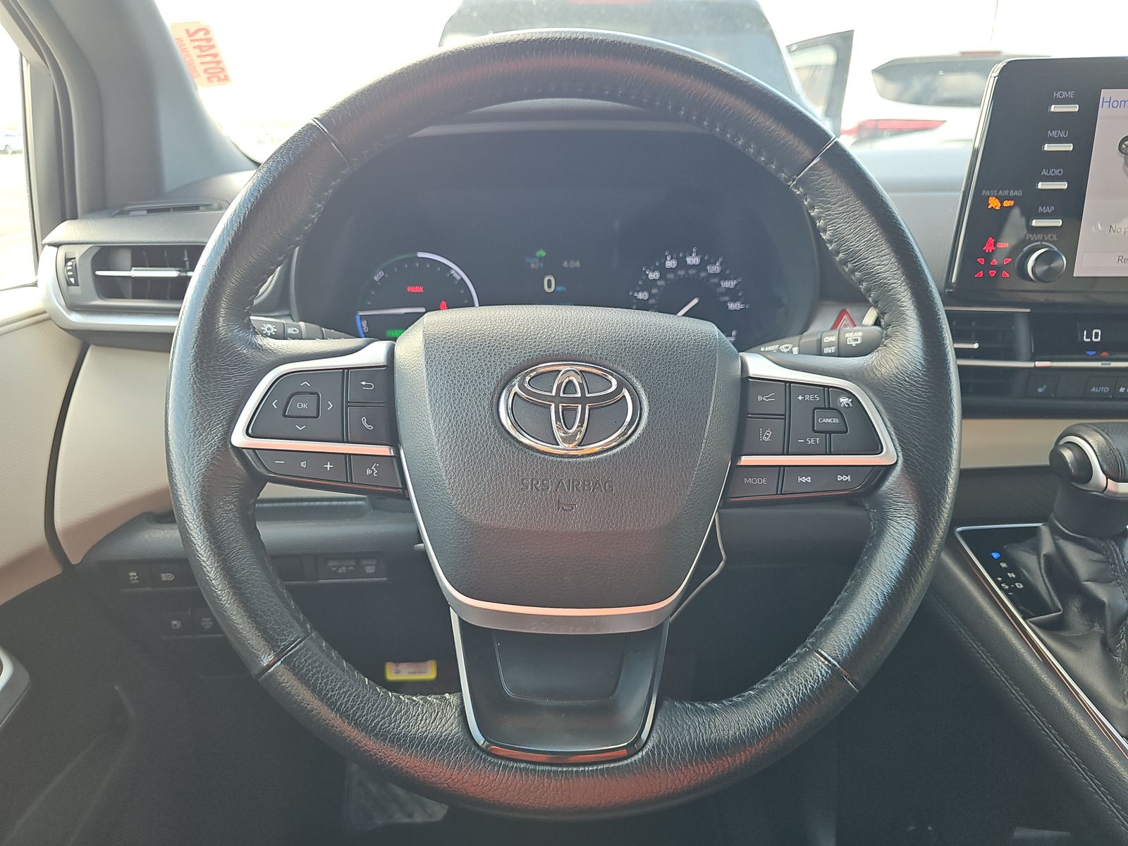 2023 Toyota Sienna XLE FWD