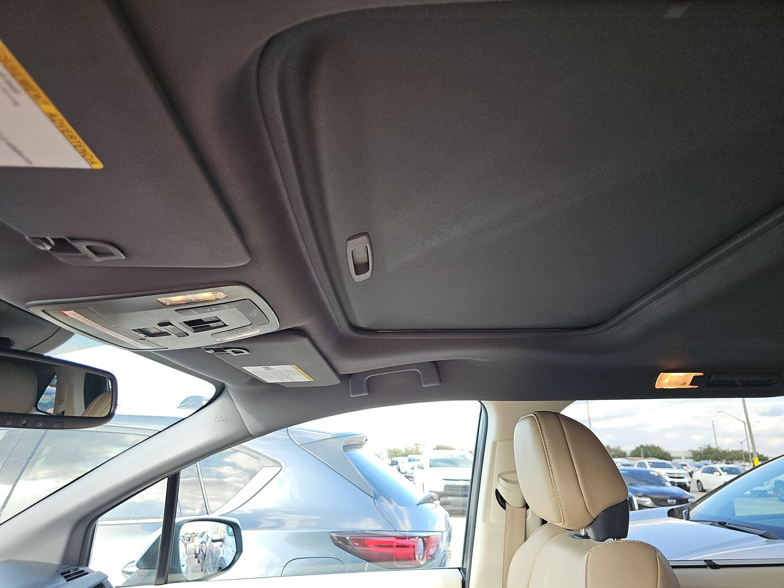 2023 Toyota Sienna XLE FWD