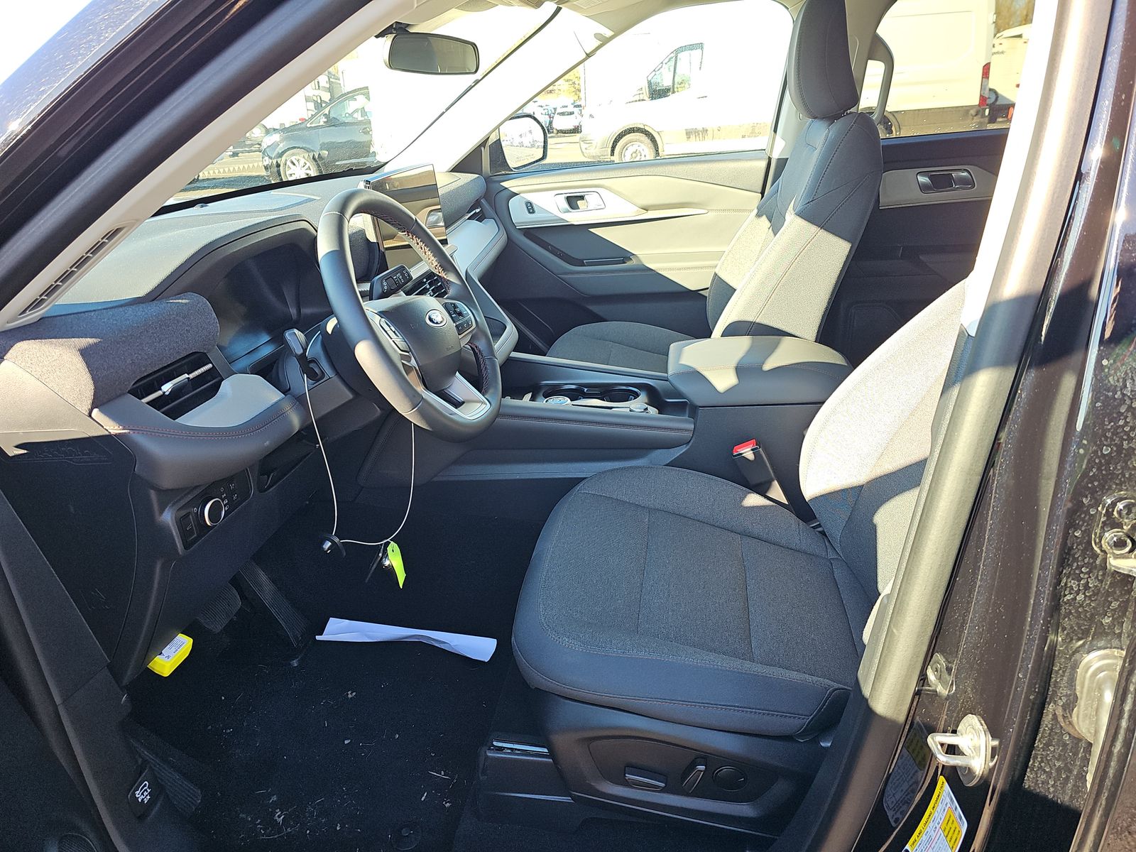 2025 Ford Explorer Active AWD