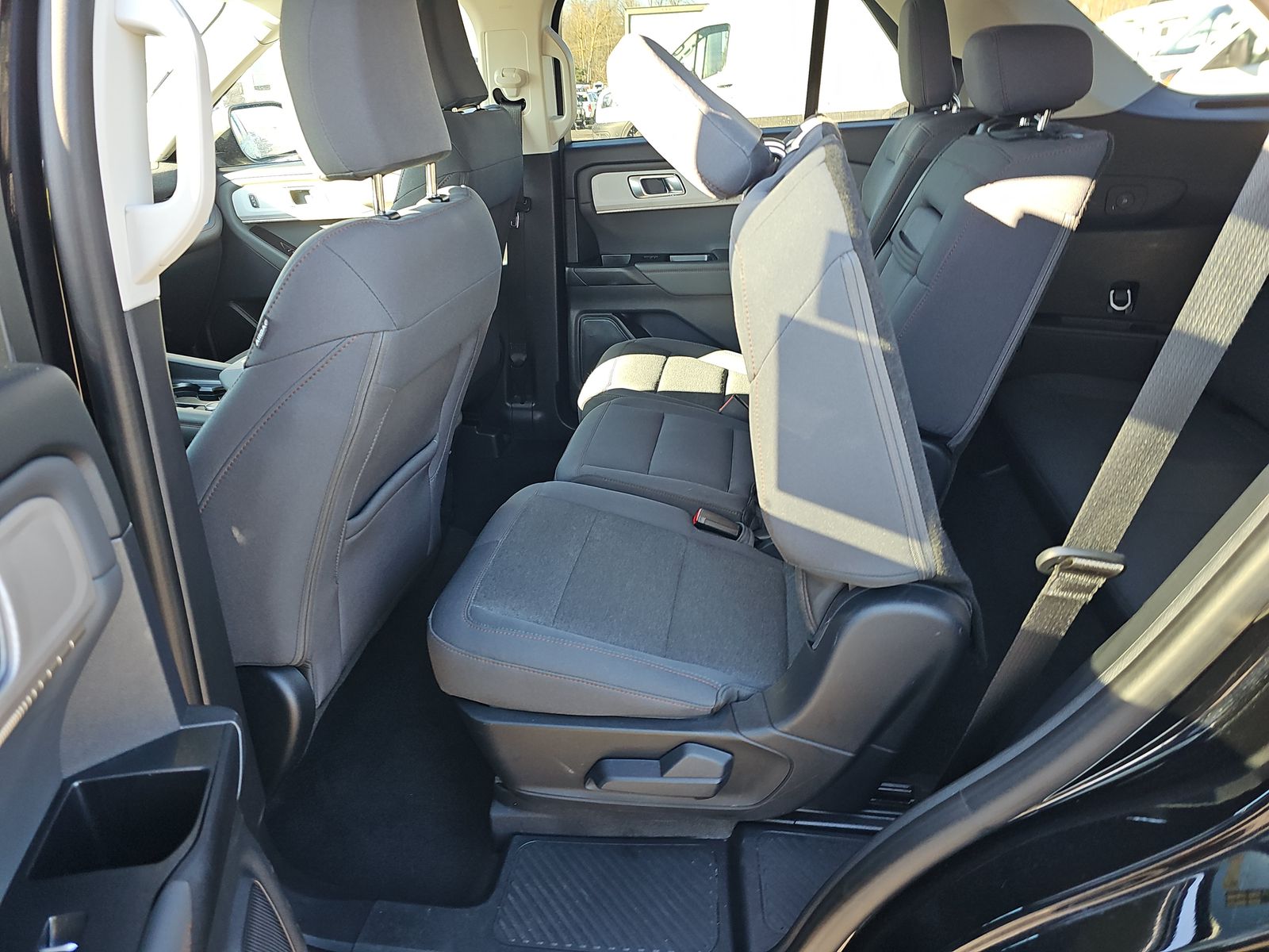 2025 Ford Explorer Active AWD