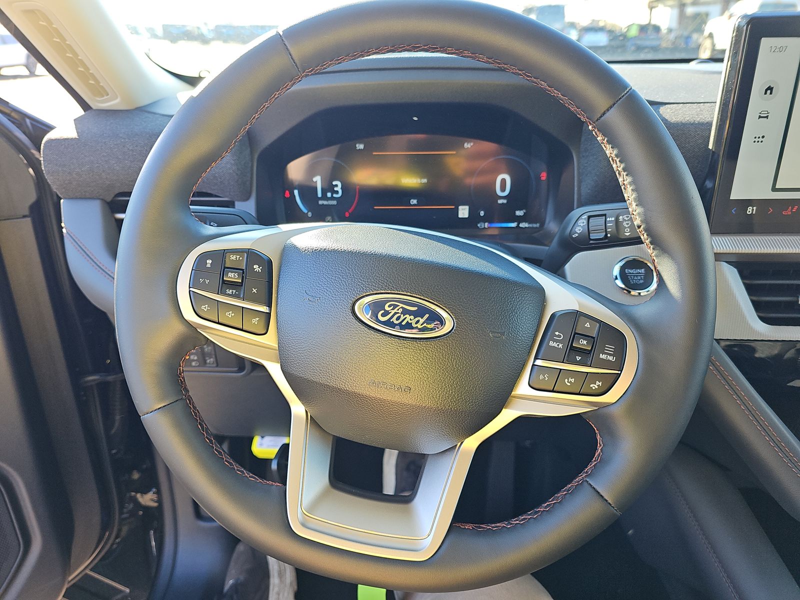 2025 Ford Explorer Active AWD