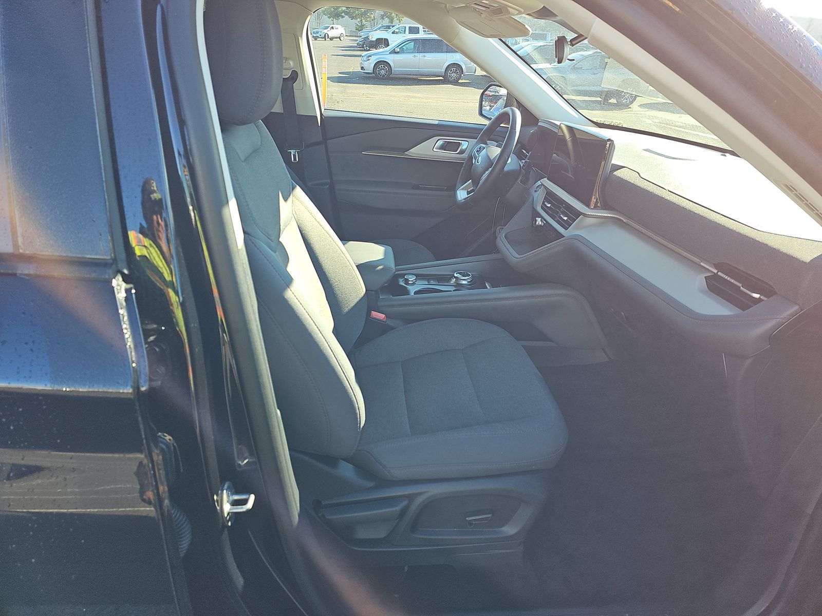 2025 Ford Explorer Active AWD