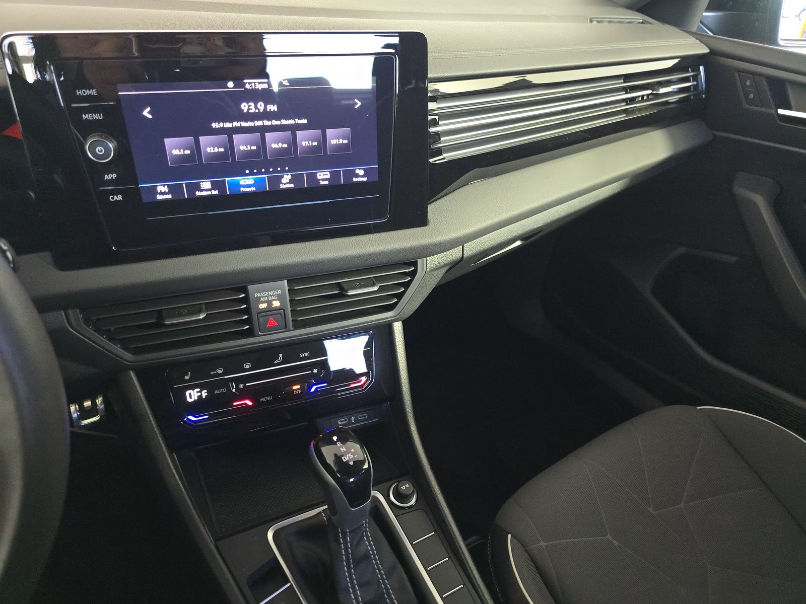 2025 Volkswagen Jetta 1.5T Sport FWD