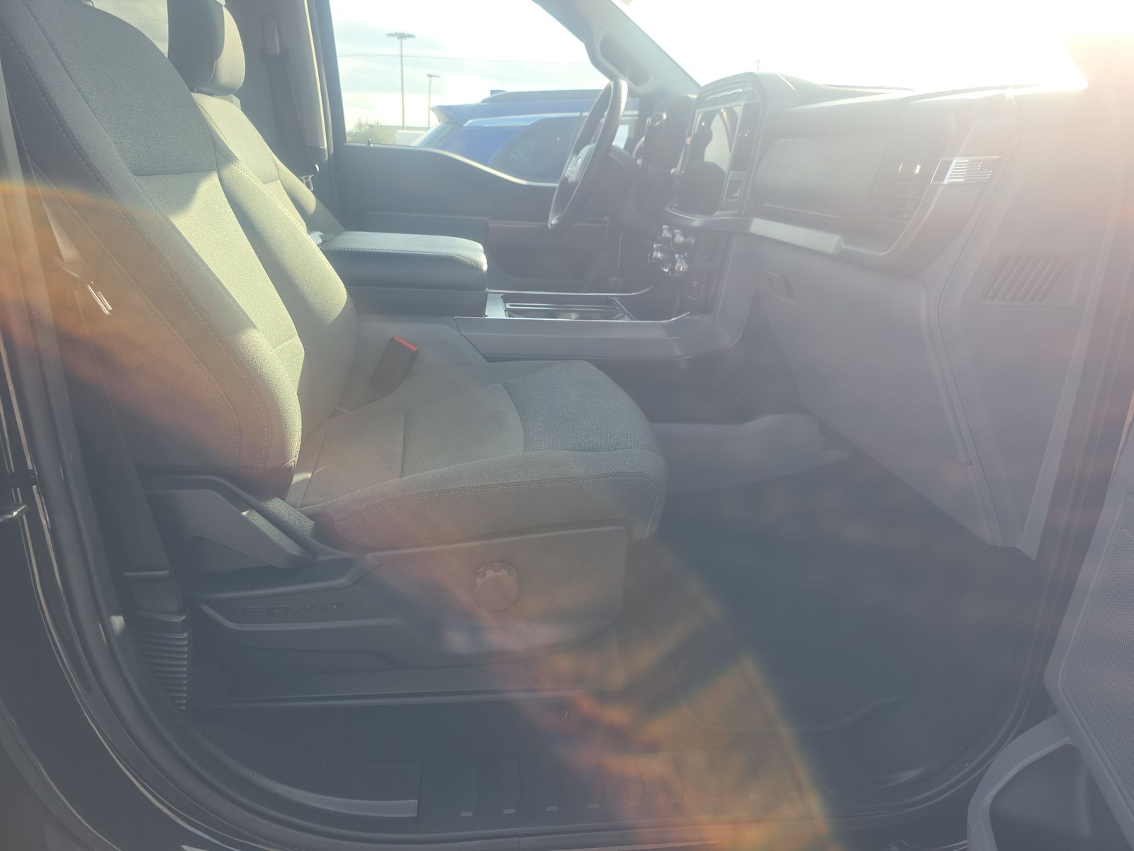 2024 Ford F-150 Hybrid XLT AWD