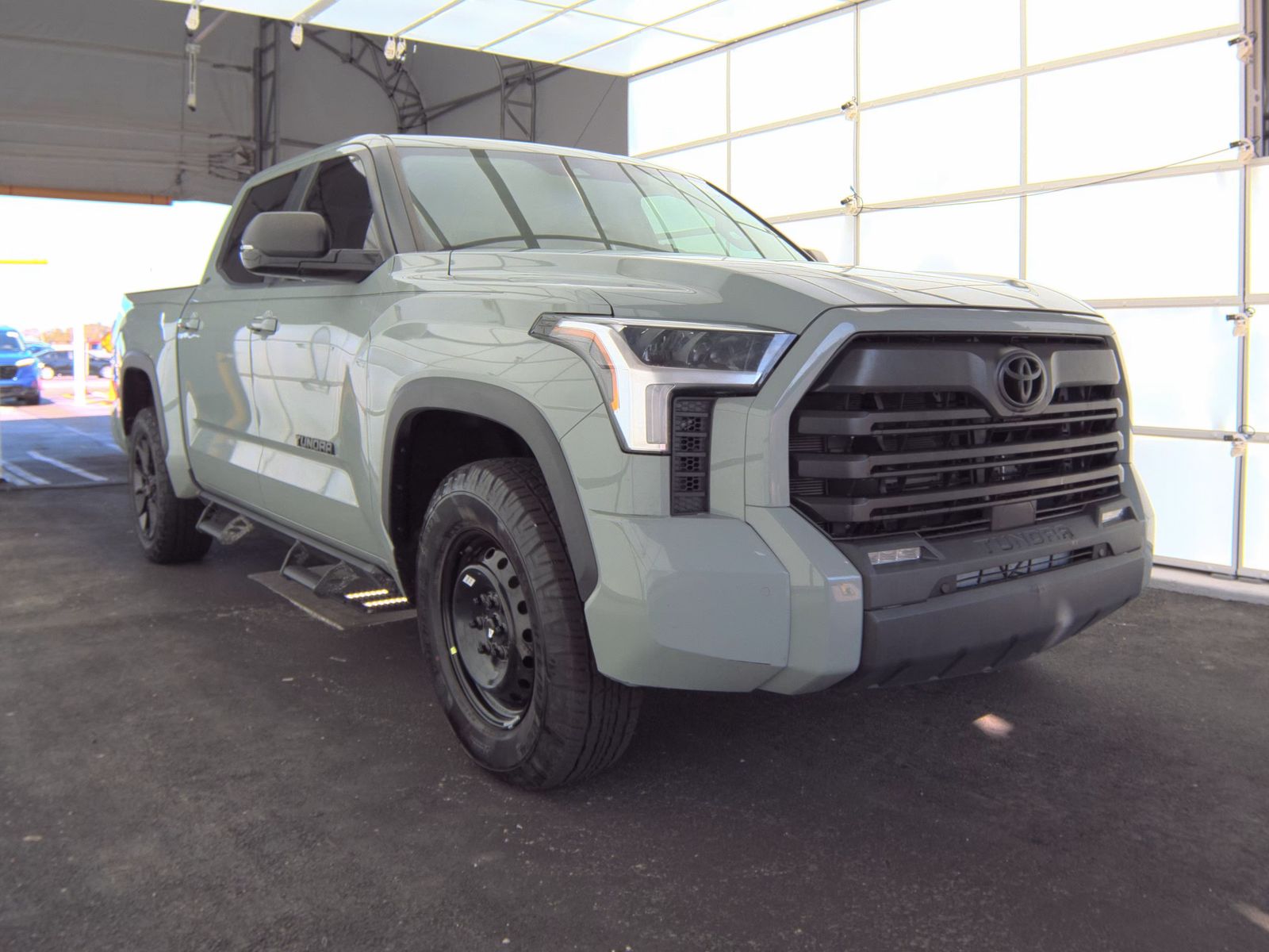 2024 Toyota Tundra SR5 AWD