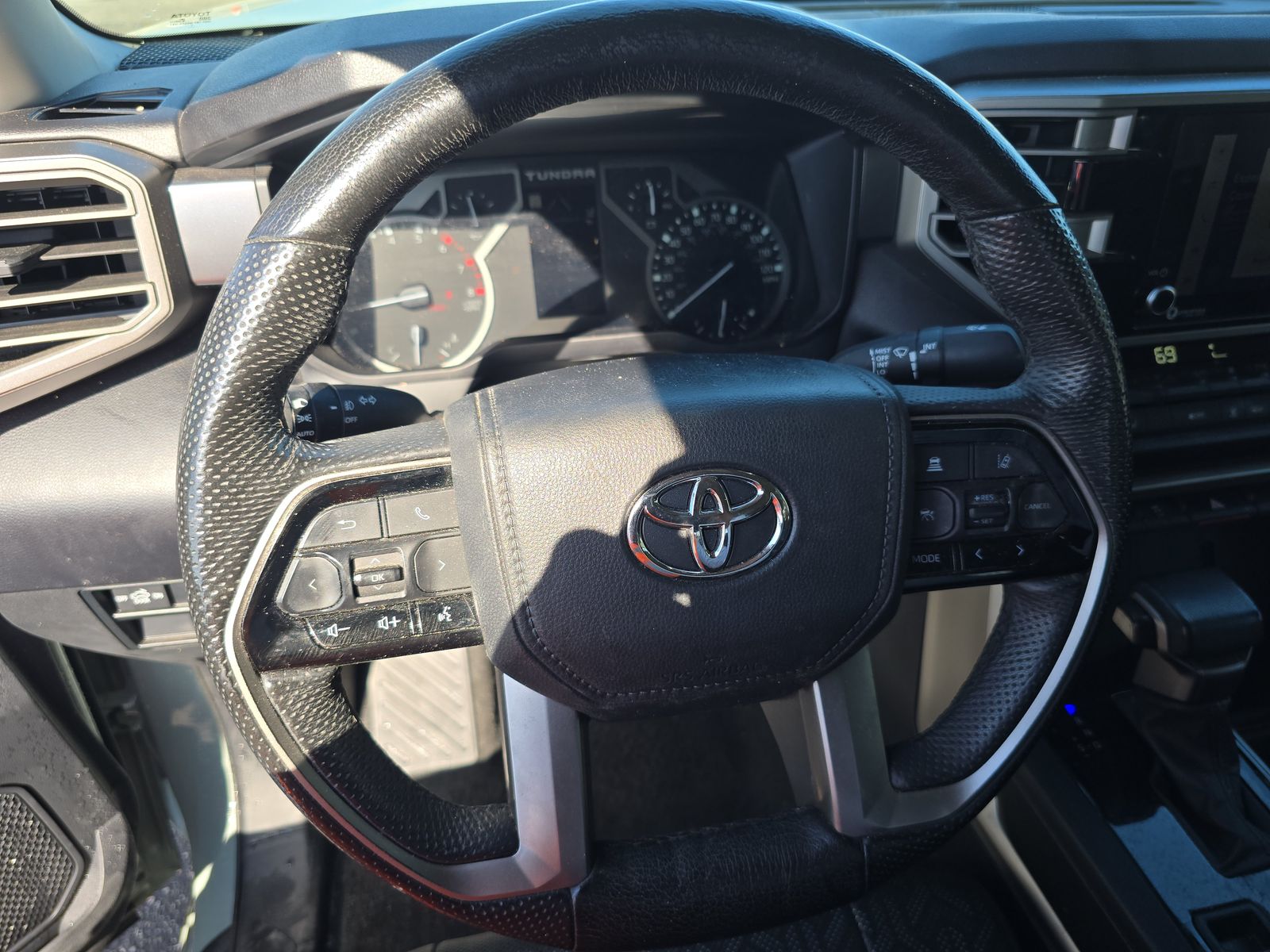 2024 Toyota Tundra SR5 AWD