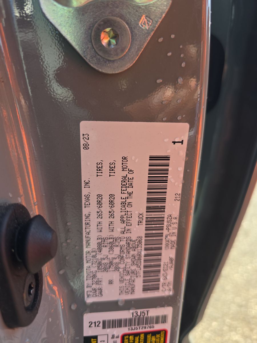 2024 Toyota Tundra SR5 AWD