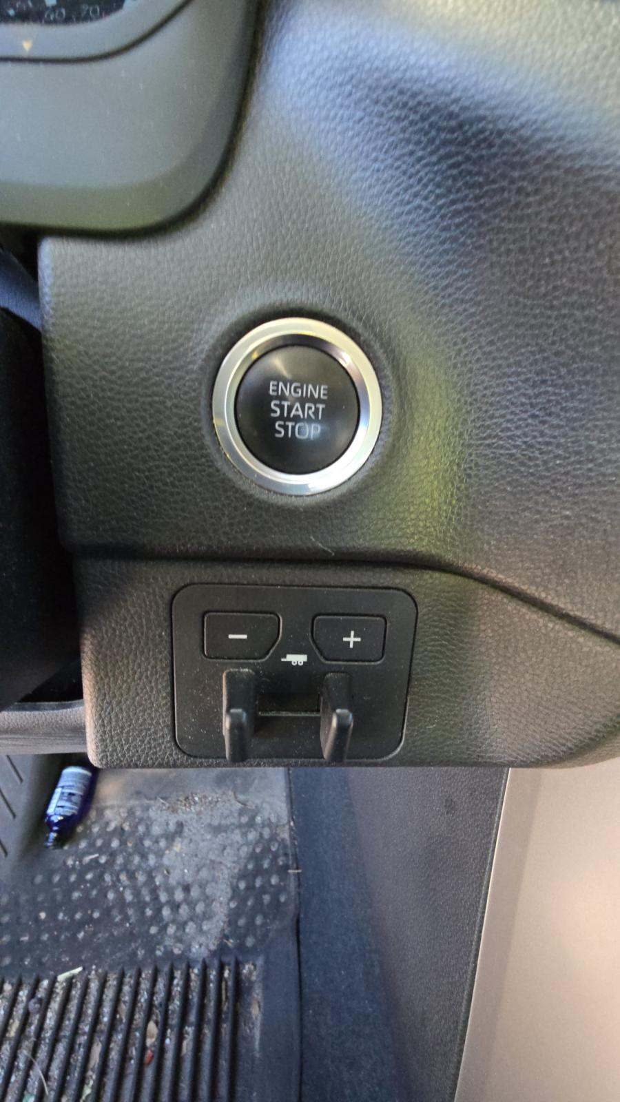 2024 Toyota Tundra SR5 AWD