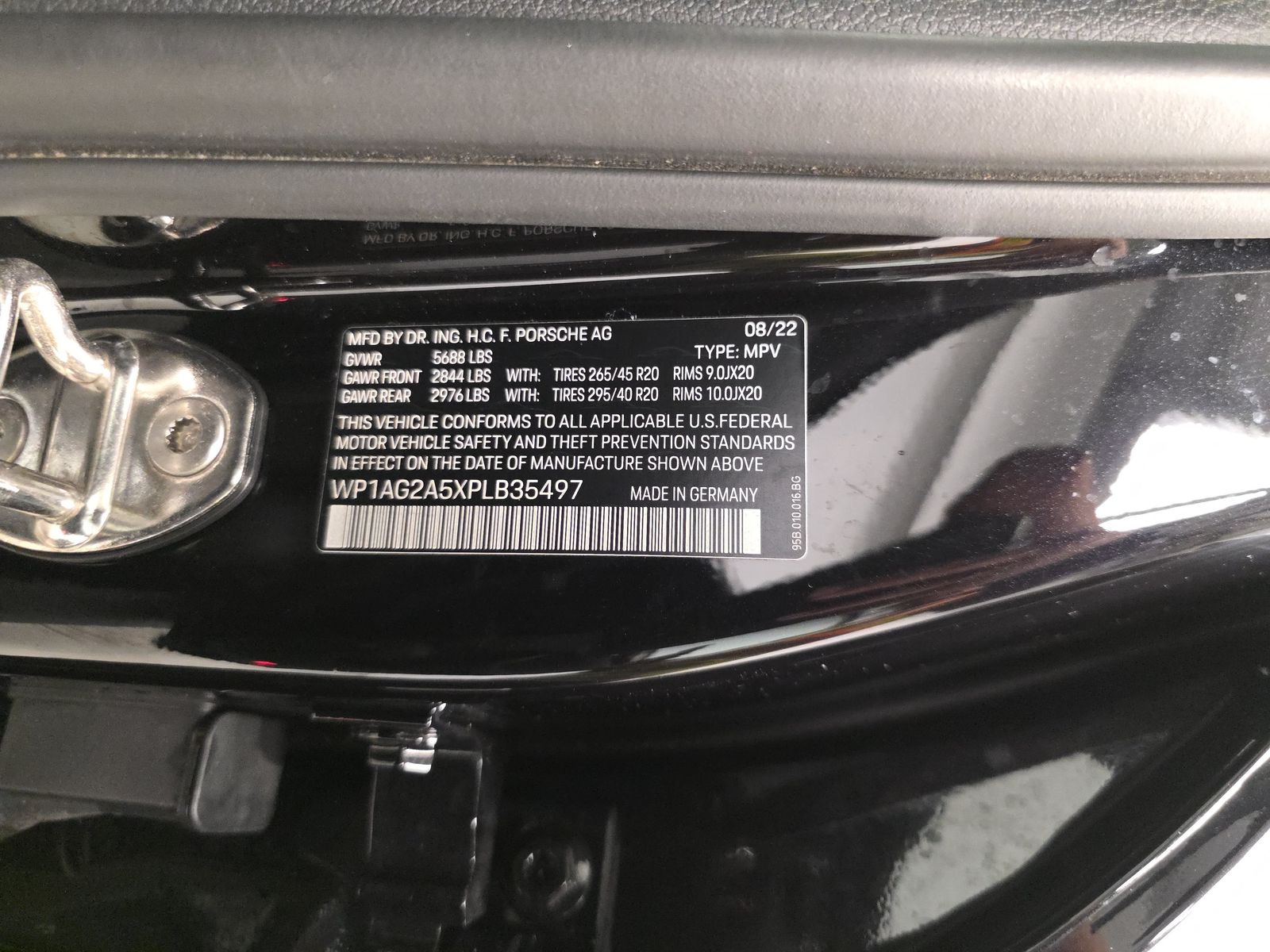 2023 Porsche Macan S AWD