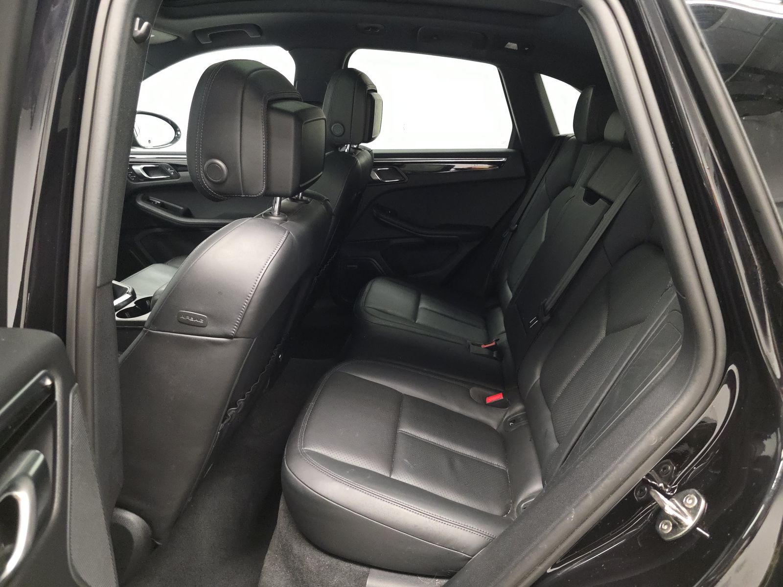 2023 Porsche Macan S AWD