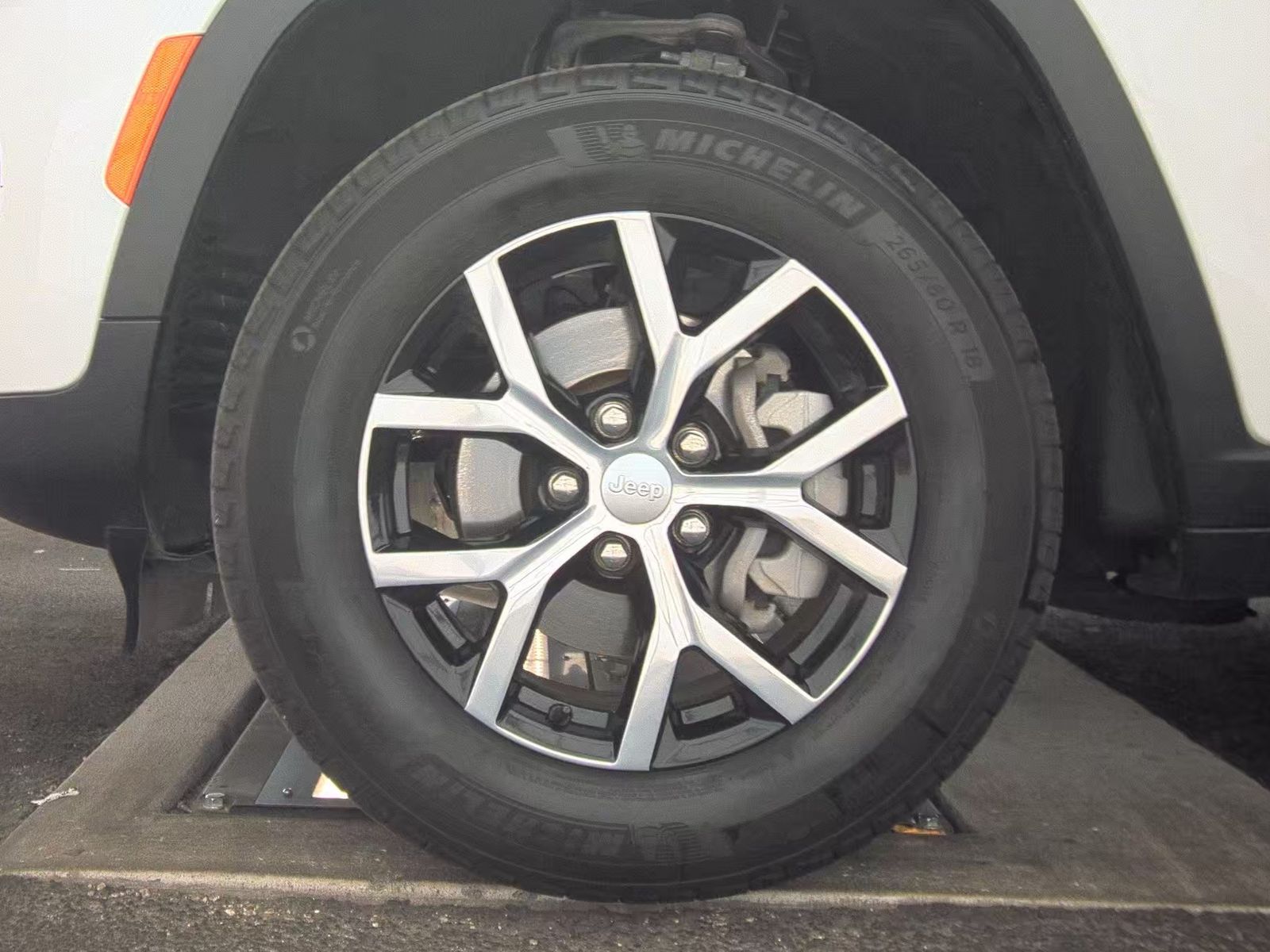 2025 Jeep Grand Cherokee Limited RWD