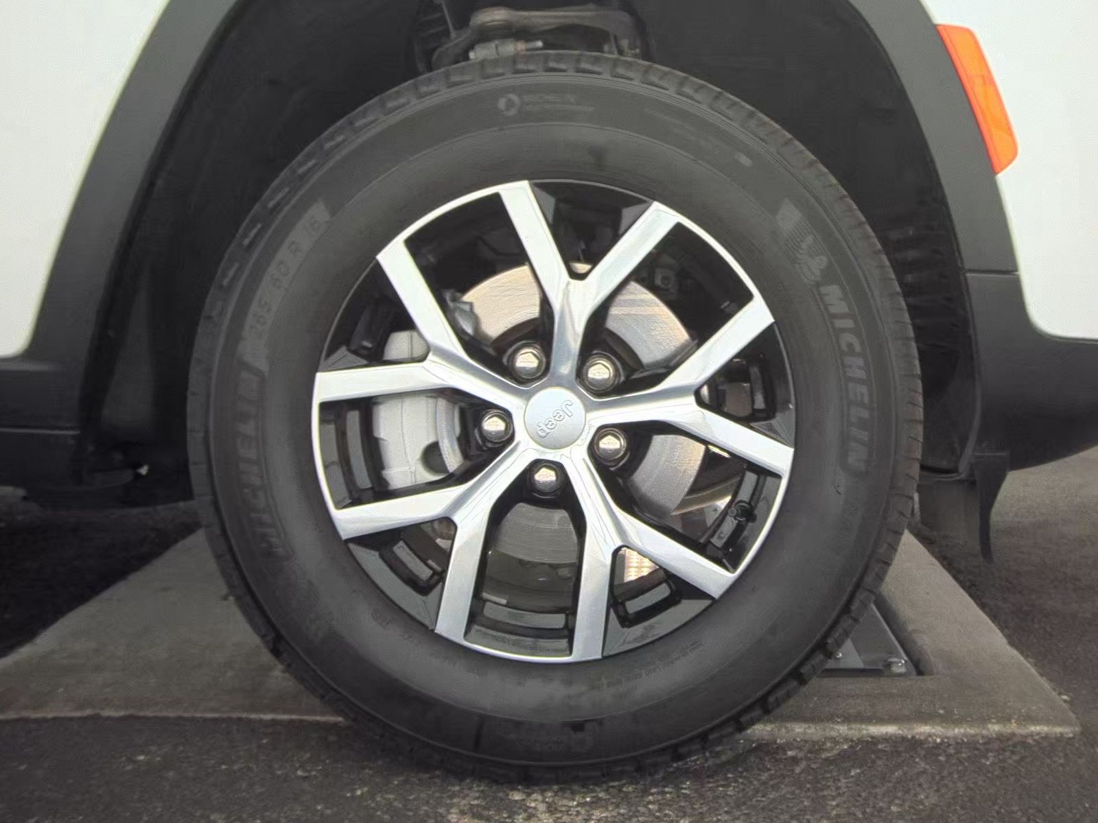 2025 Jeep Grand Cherokee Limited RWD