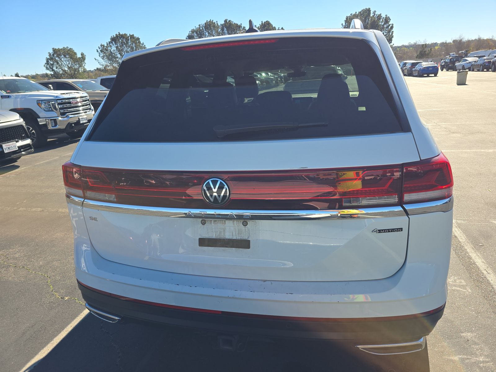 2024 Volkswagen Atlas 2.0T SE AWD