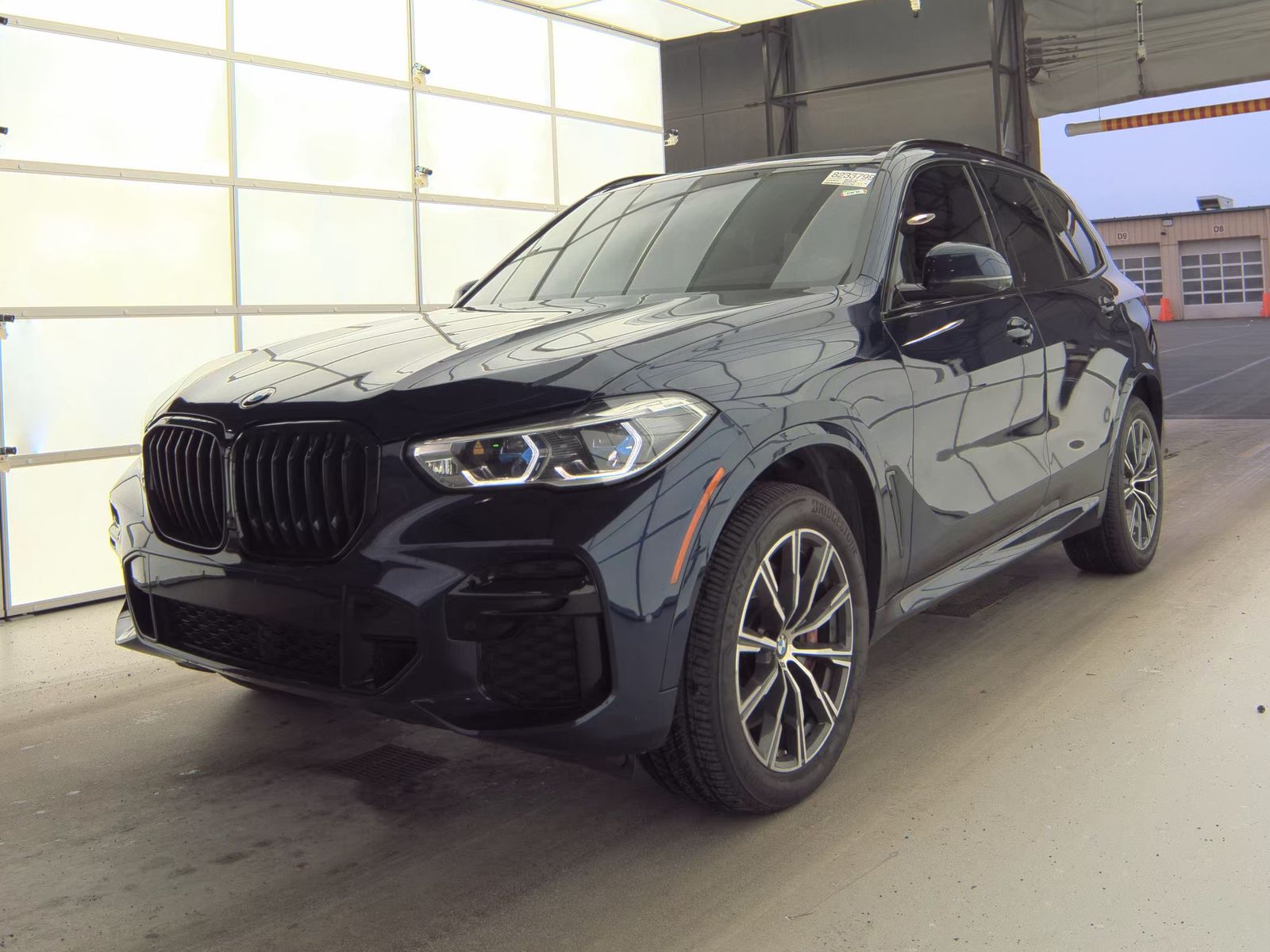 2022 BMW X5 M50i AWD