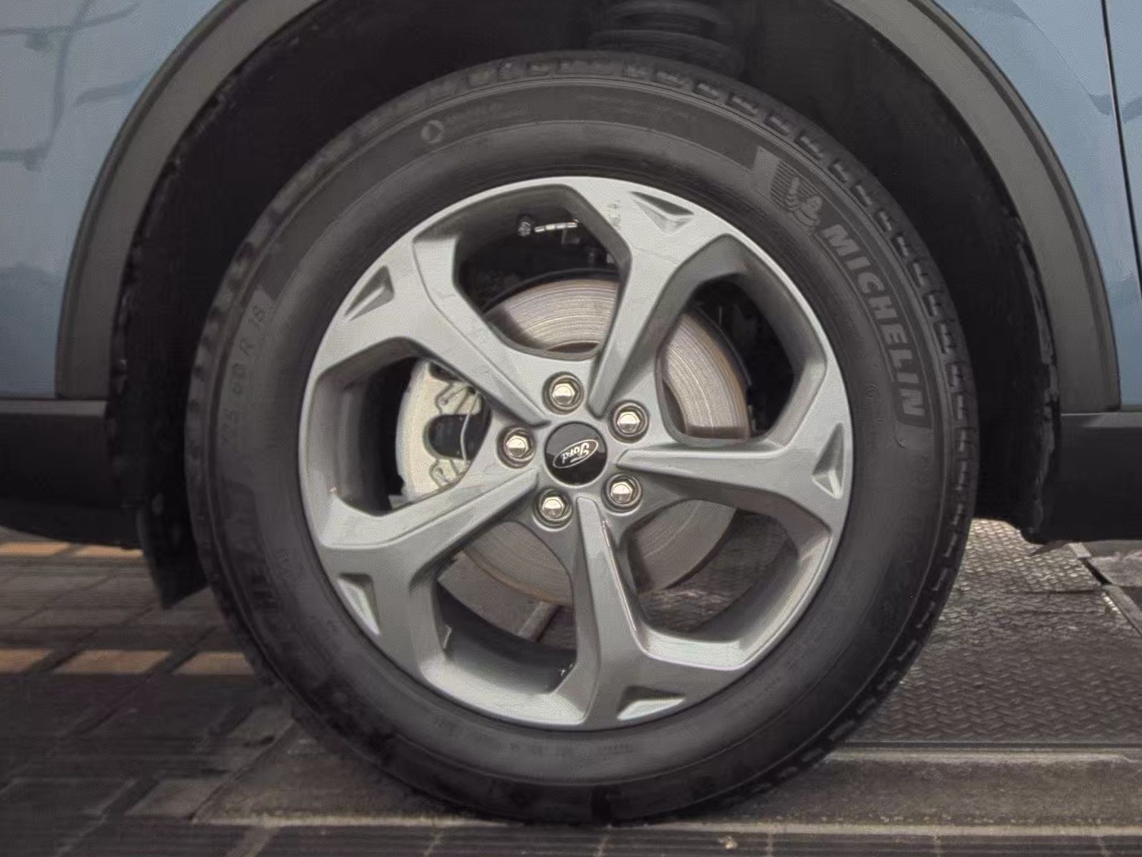 2025 Ford Escape ST-Line Select AWD