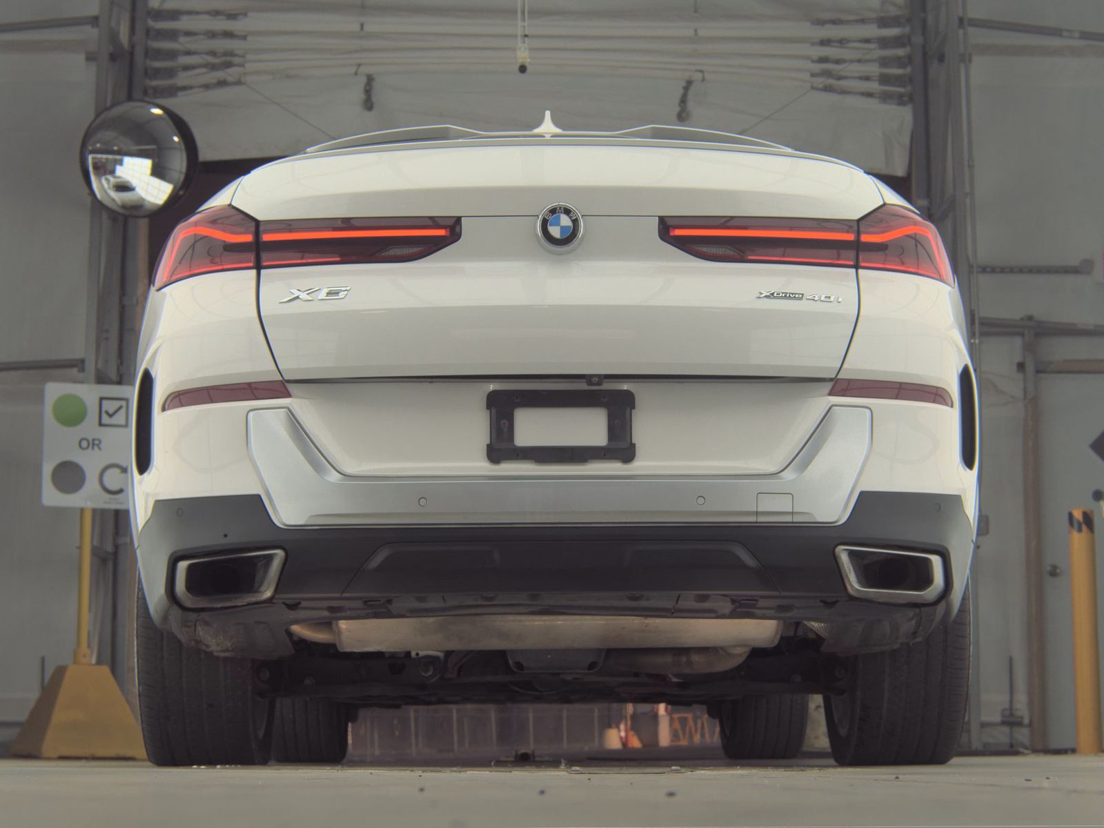 2020 BMW X6 xDrive40i AWD