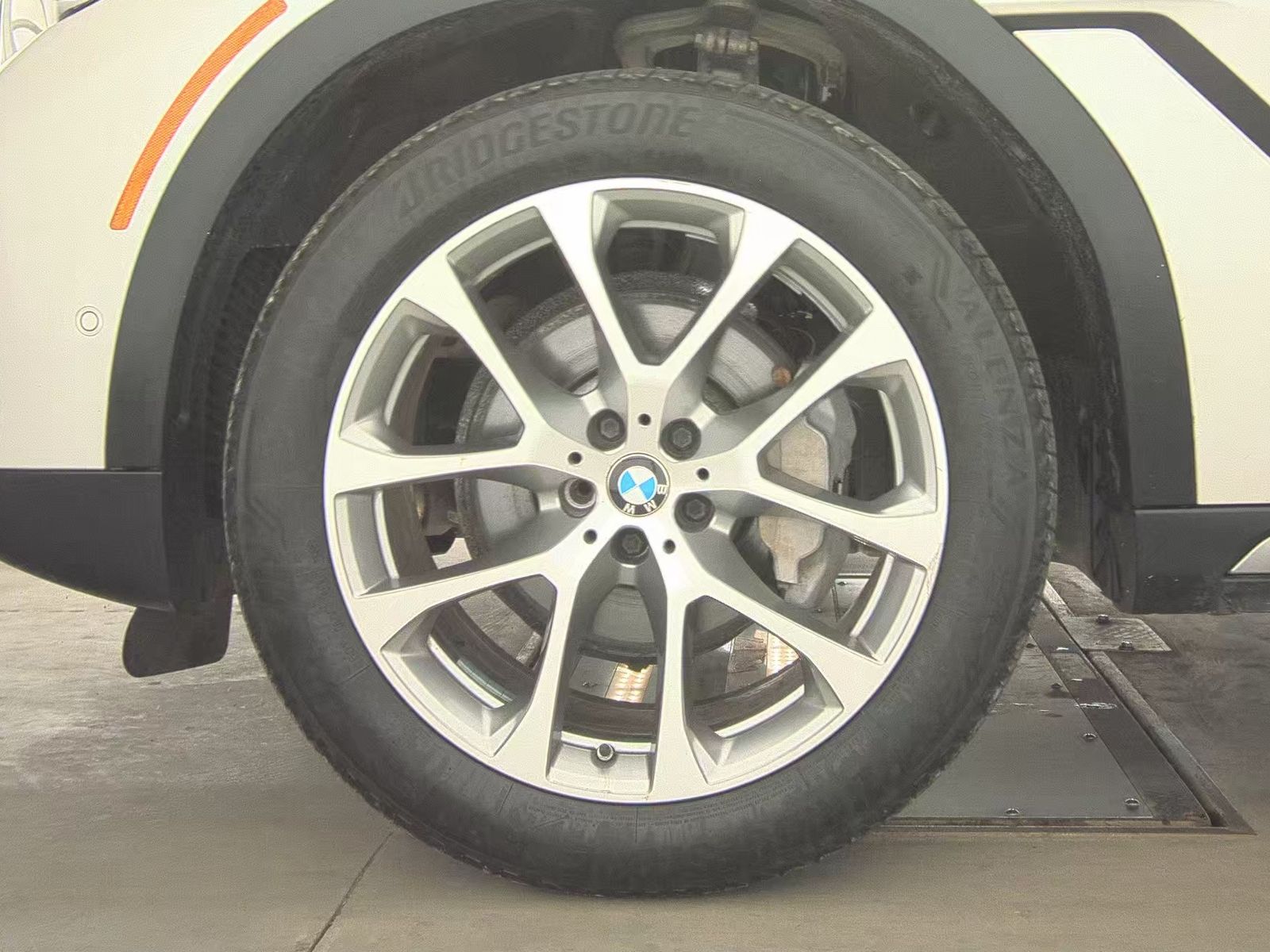 2020 BMW X6 xDrive40i AWD