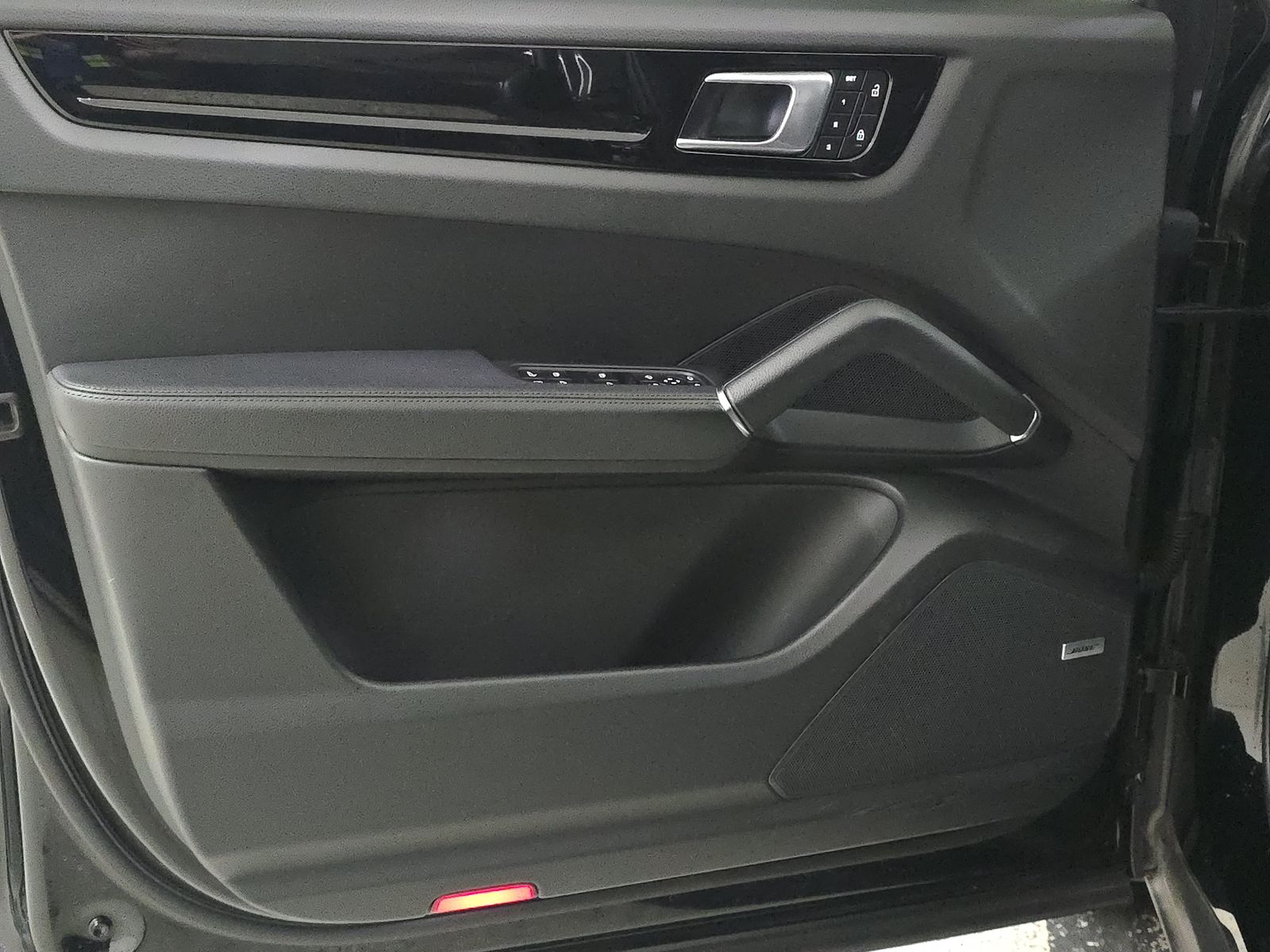 2022 Porsche Cayenne E-Hybrid AWD