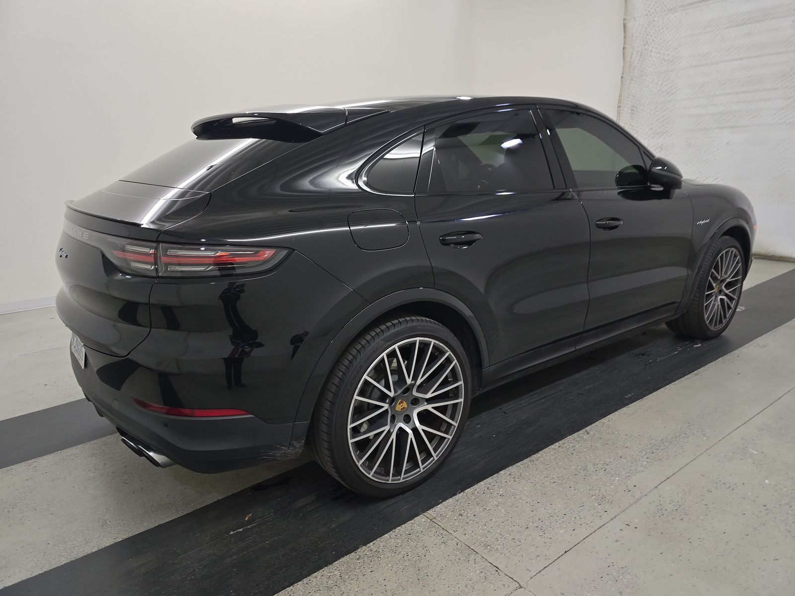 2022 Porsche Cayenne E-Hybrid AWD