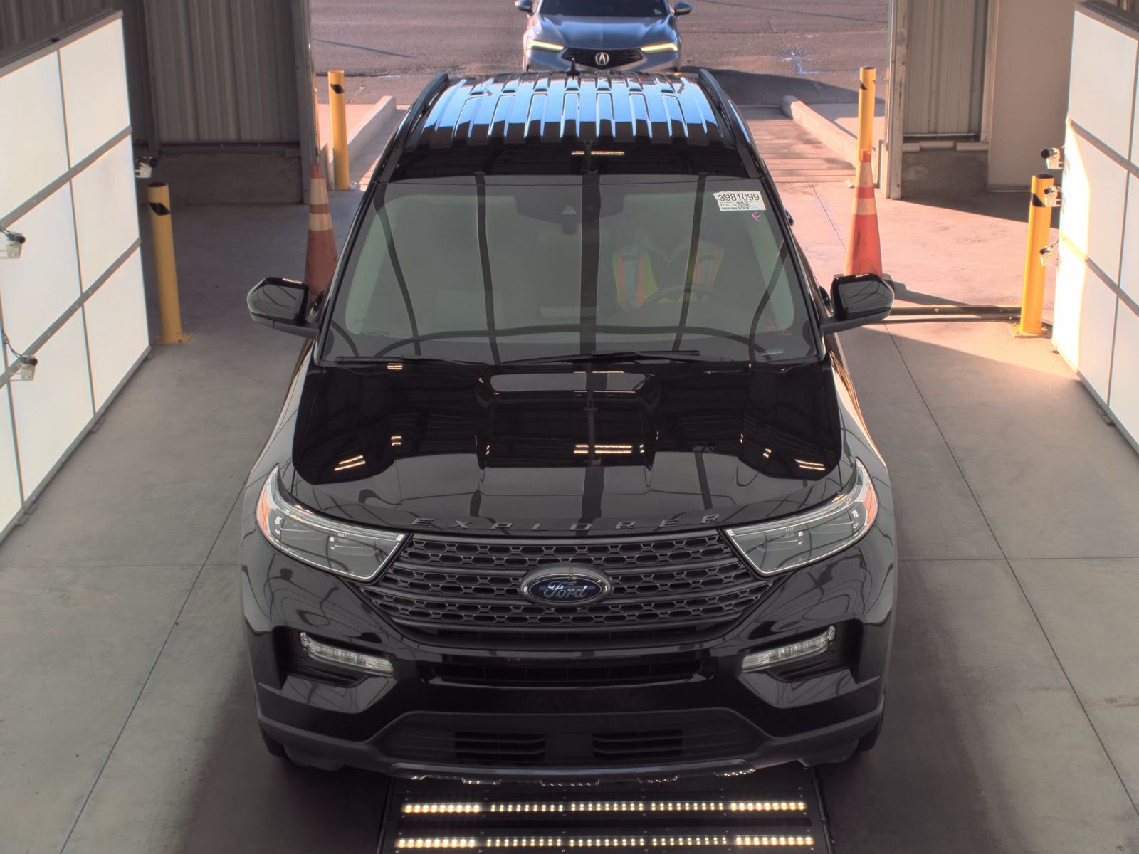 2023 Ford Explorer XLT AWD