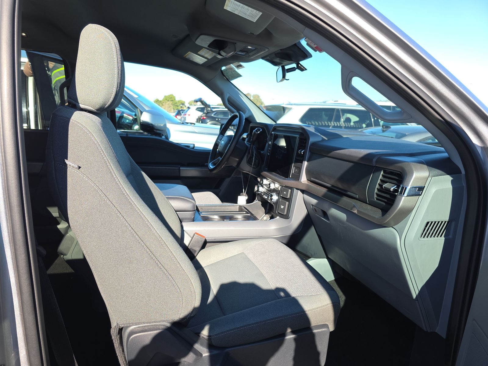 2025 Ford F-150 Hybrid XLT AWD