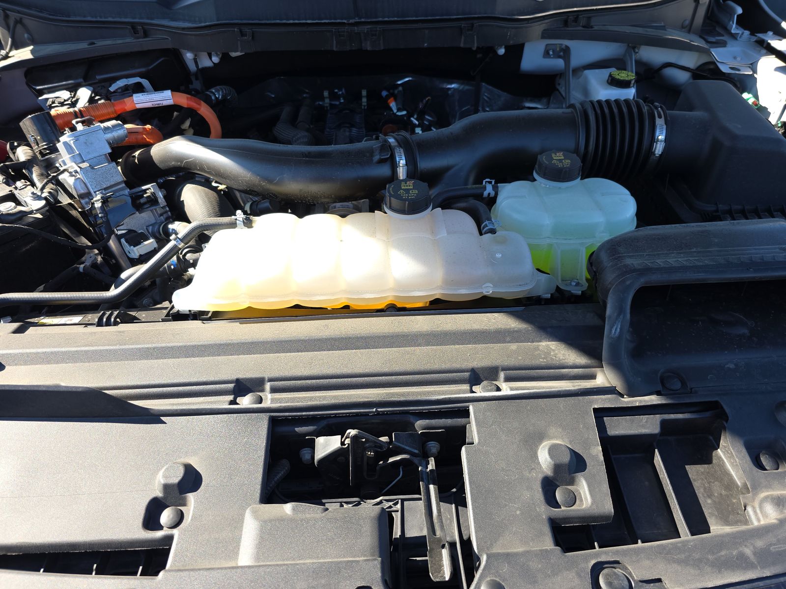 2025 Ford F-150 Hybrid XLT AWD