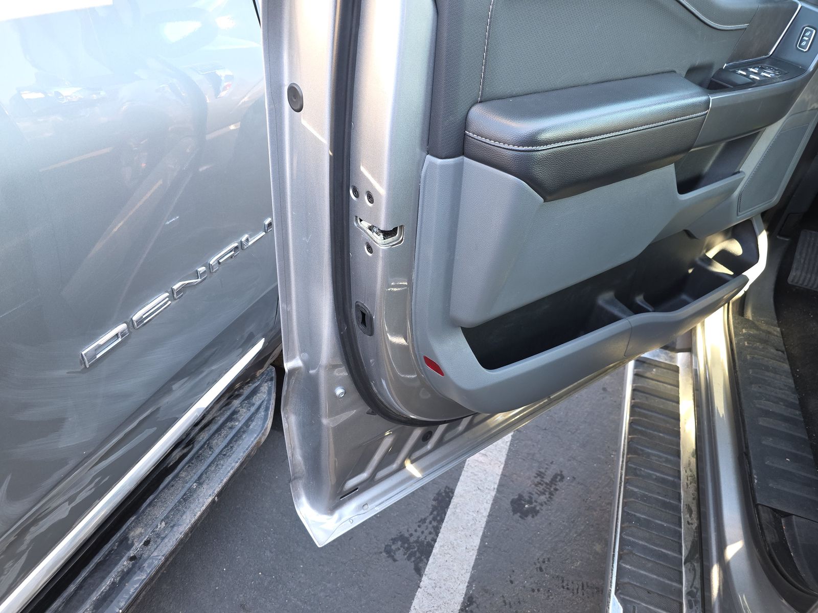 2025 Ford F-150 Hybrid XLT AWD