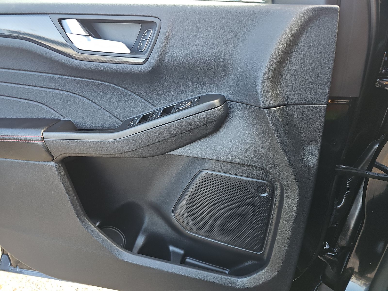 2025 Ford Escape ST-Line FWD