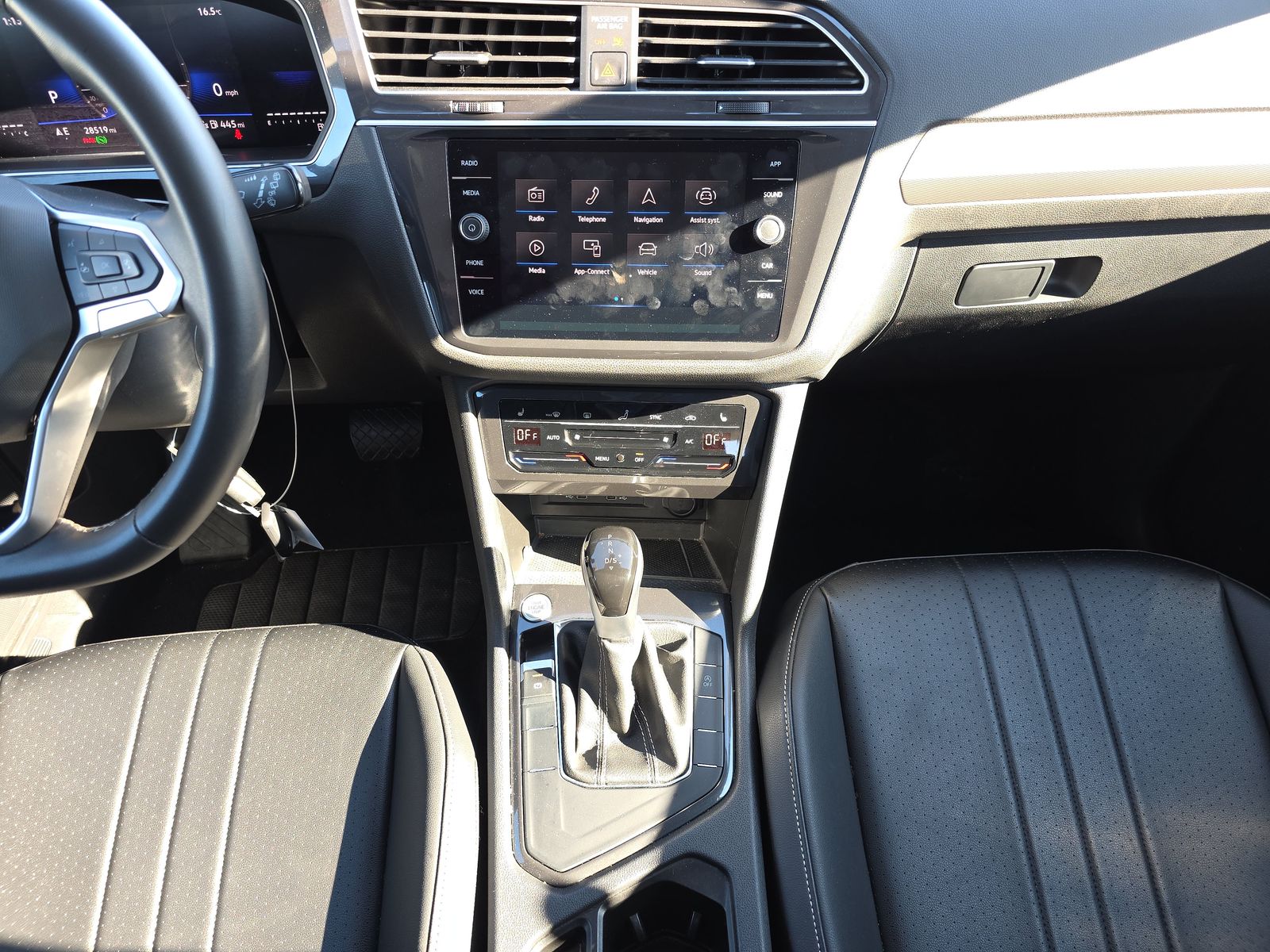 2024 Volkswagen Tiguan 2.0T Wolfsburg Edition FWD