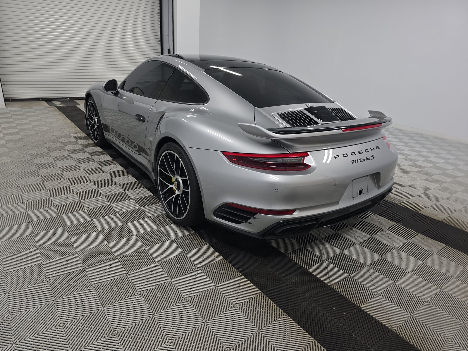 2019 Porsche 911 Turbo S AWD