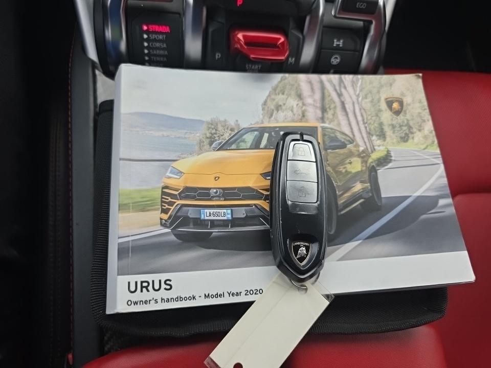 2020 Lamborghini Urus Base AWD
