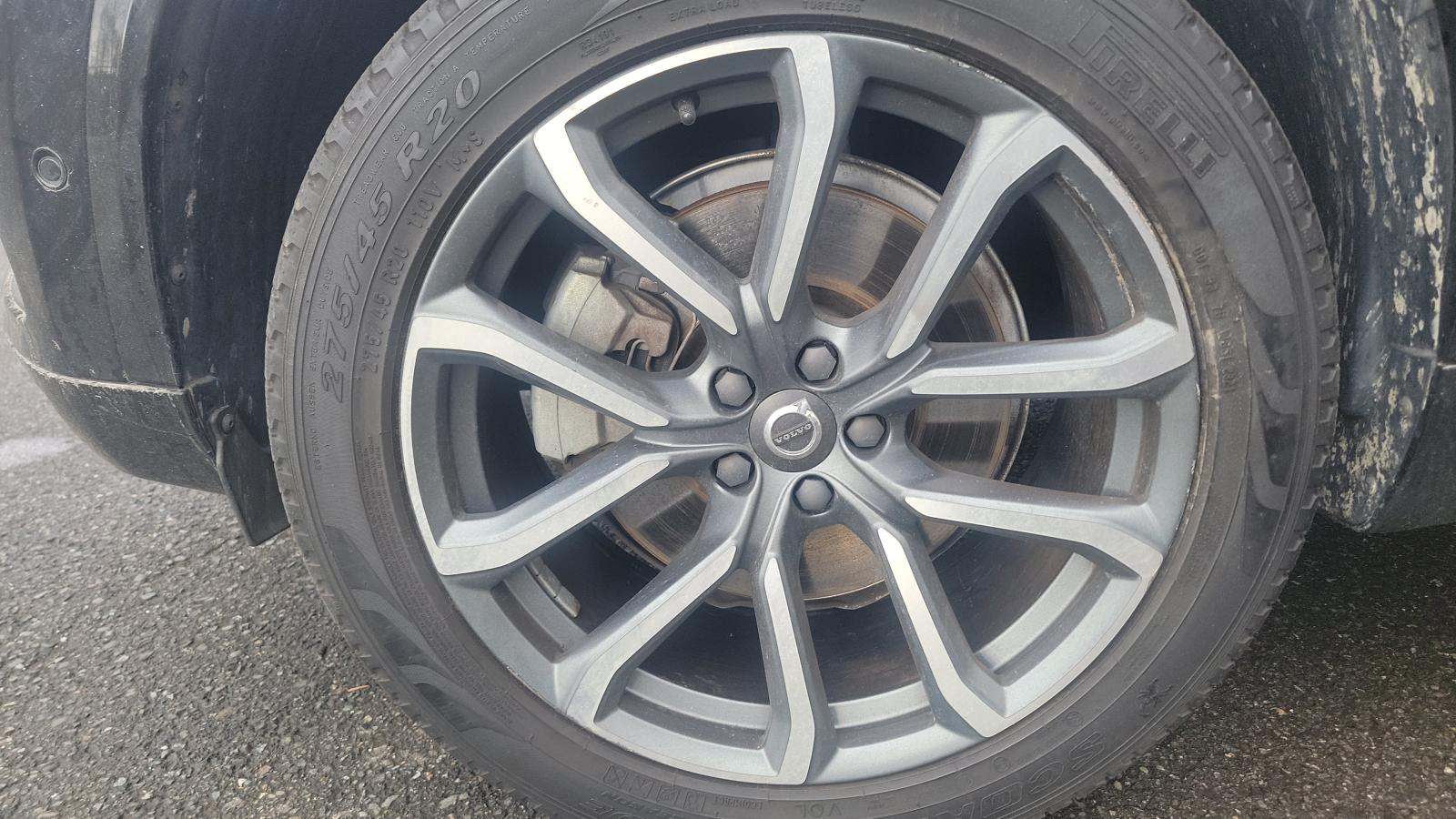 2019 Volvo XC90 T5 Momentum AWD