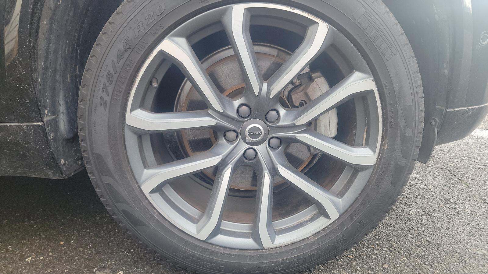 2019 Volvo XC90 T5 Momentum AWD