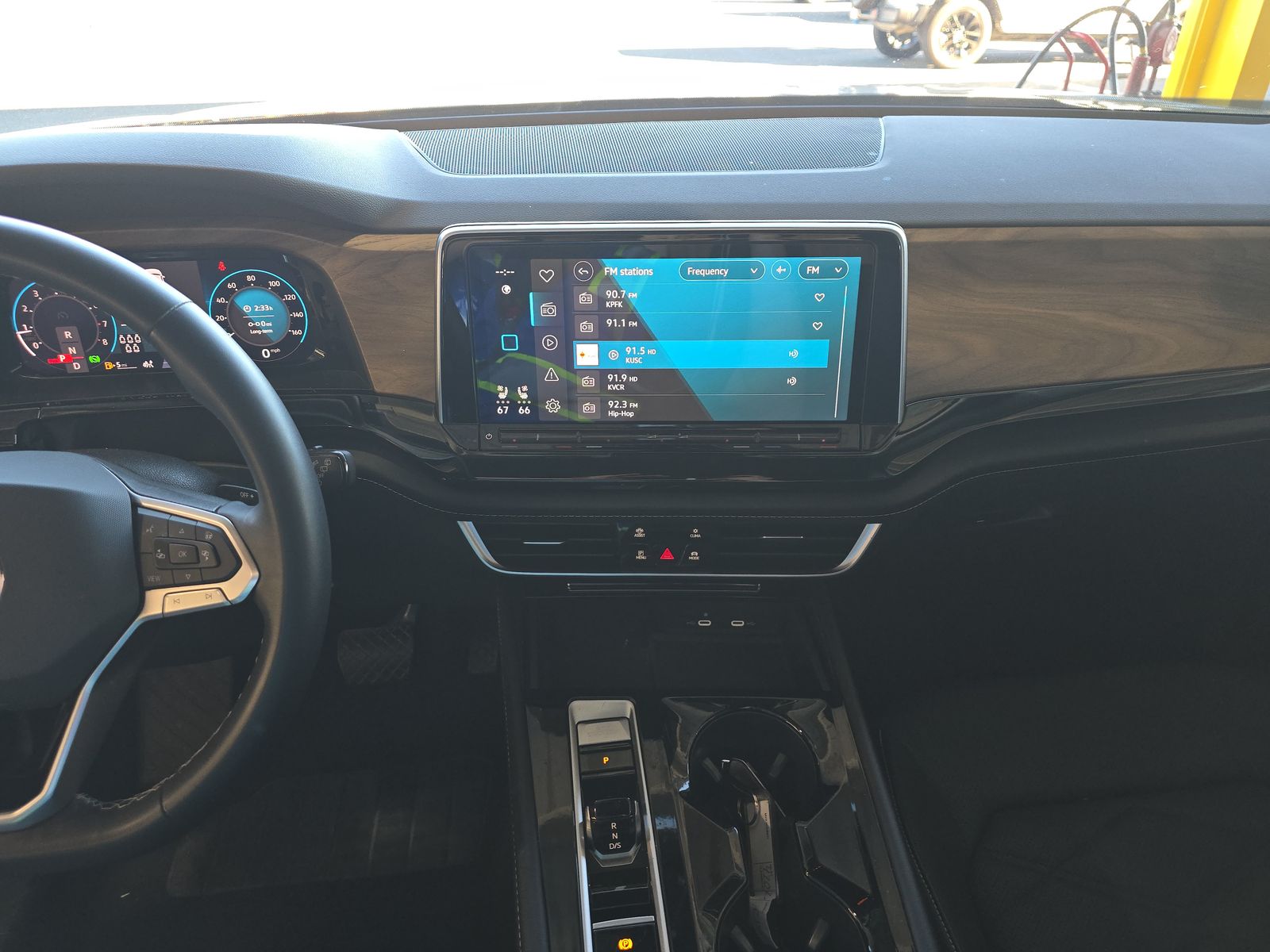 2024 Volkswagen Atlas 2.0T SE AWD