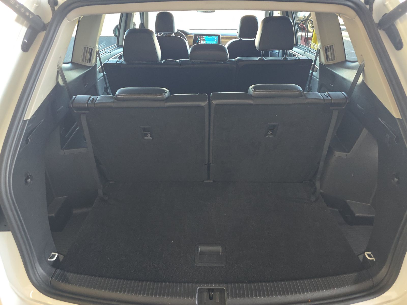 2024 Volkswagen Atlas 2.0T SE AWD