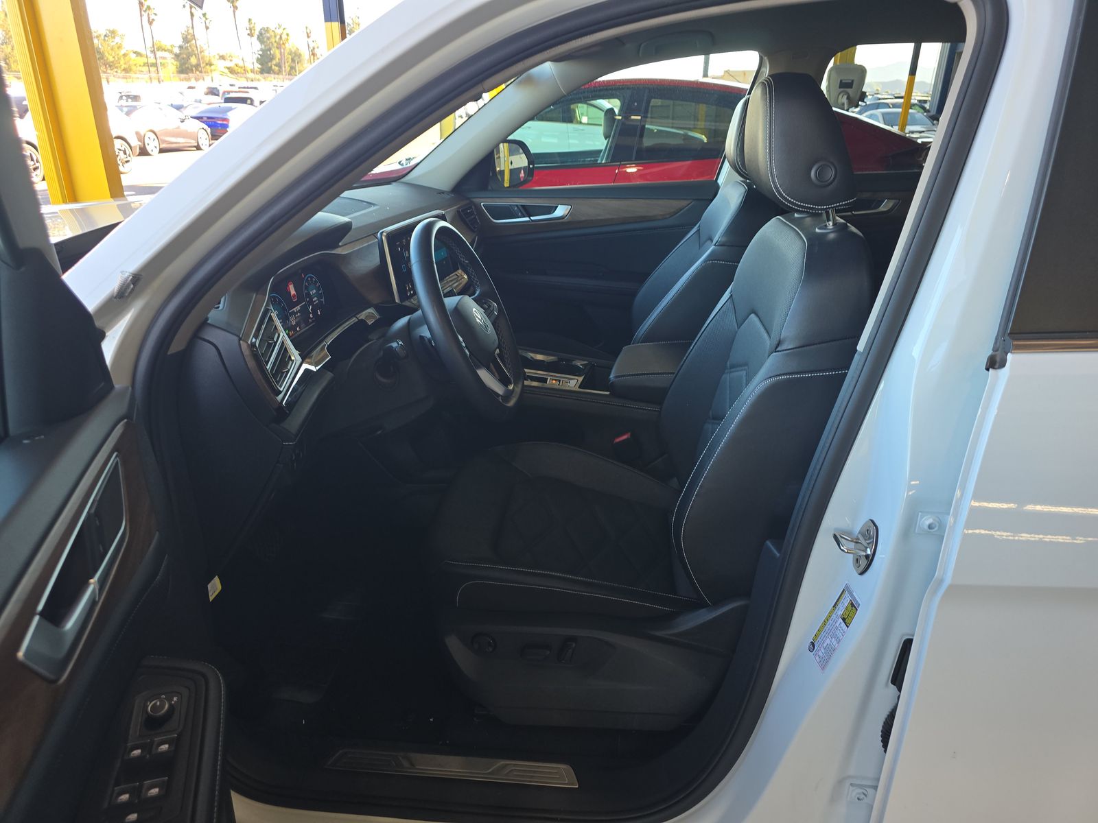 2024 Volkswagen Atlas 2.0T SE AWD