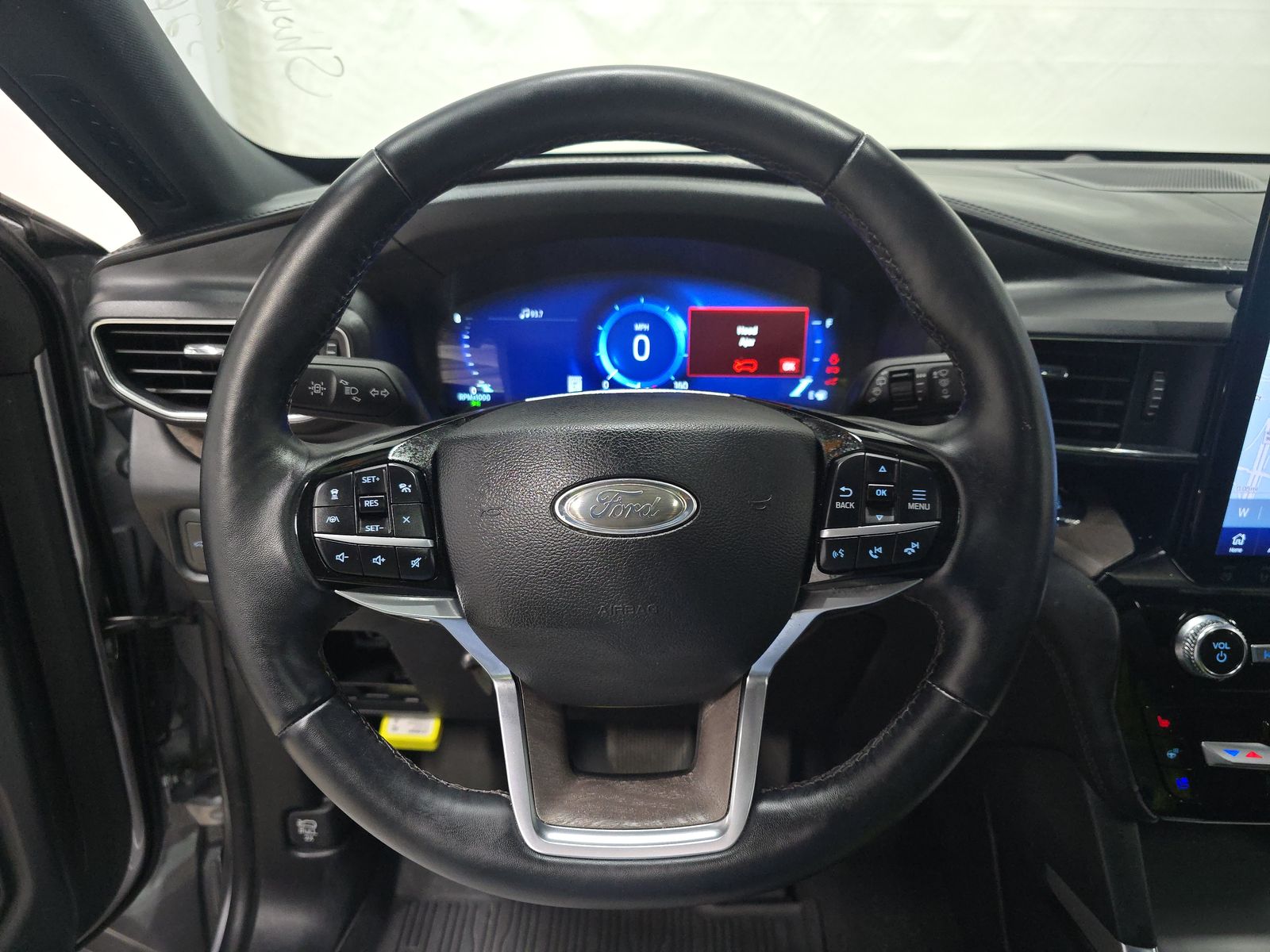 2022 Ford Explorer Platinum AWD