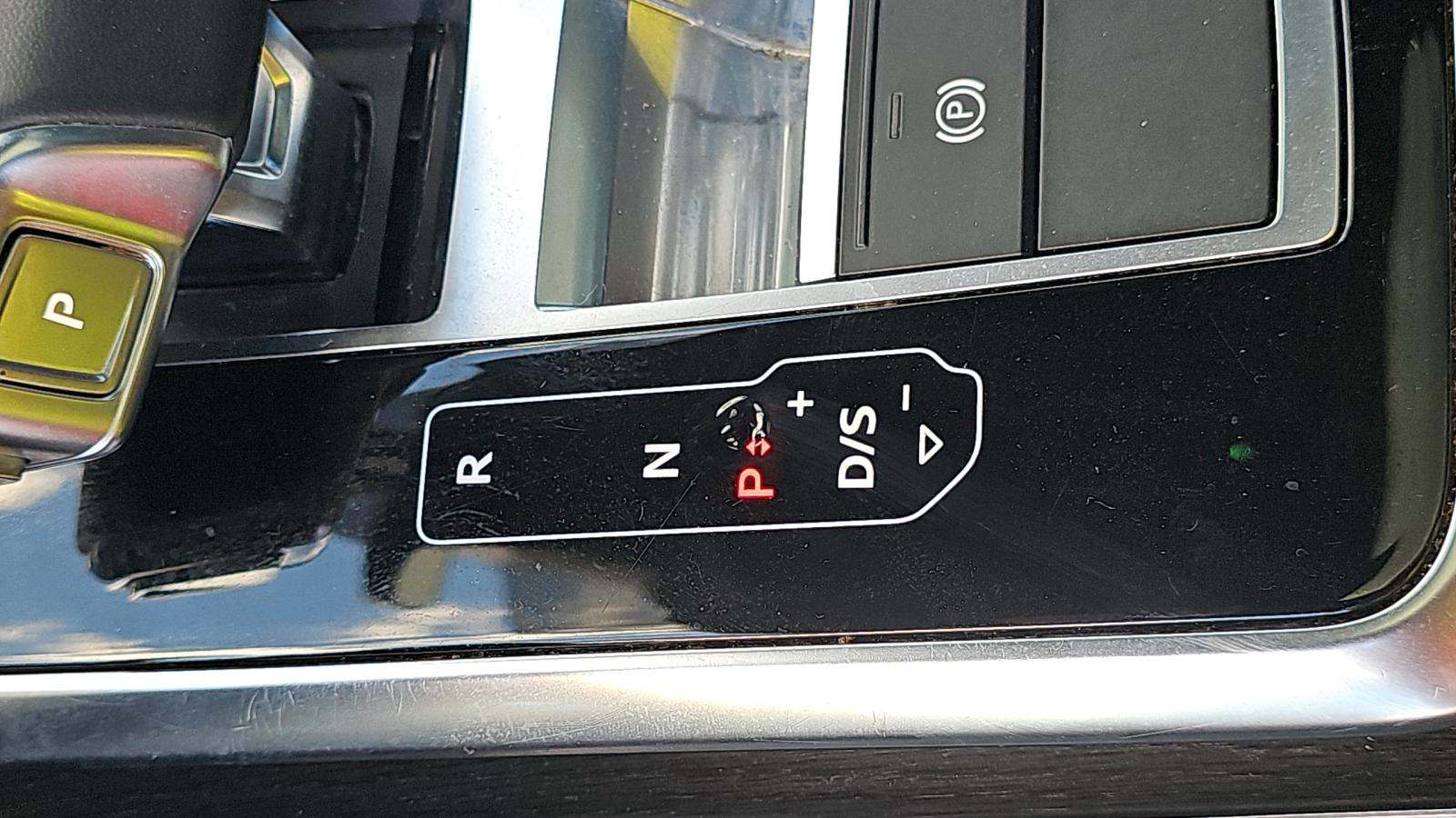 2025 Audi Q8 Premium Plus AWD