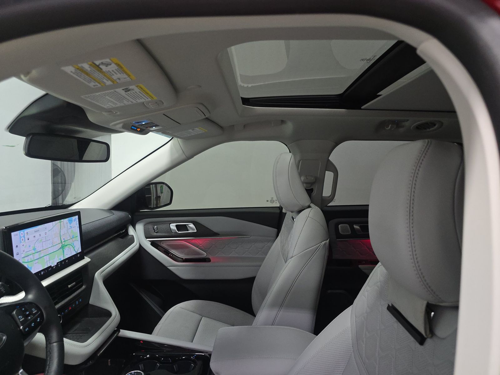 2025 Ford Explorer Platinum AWD