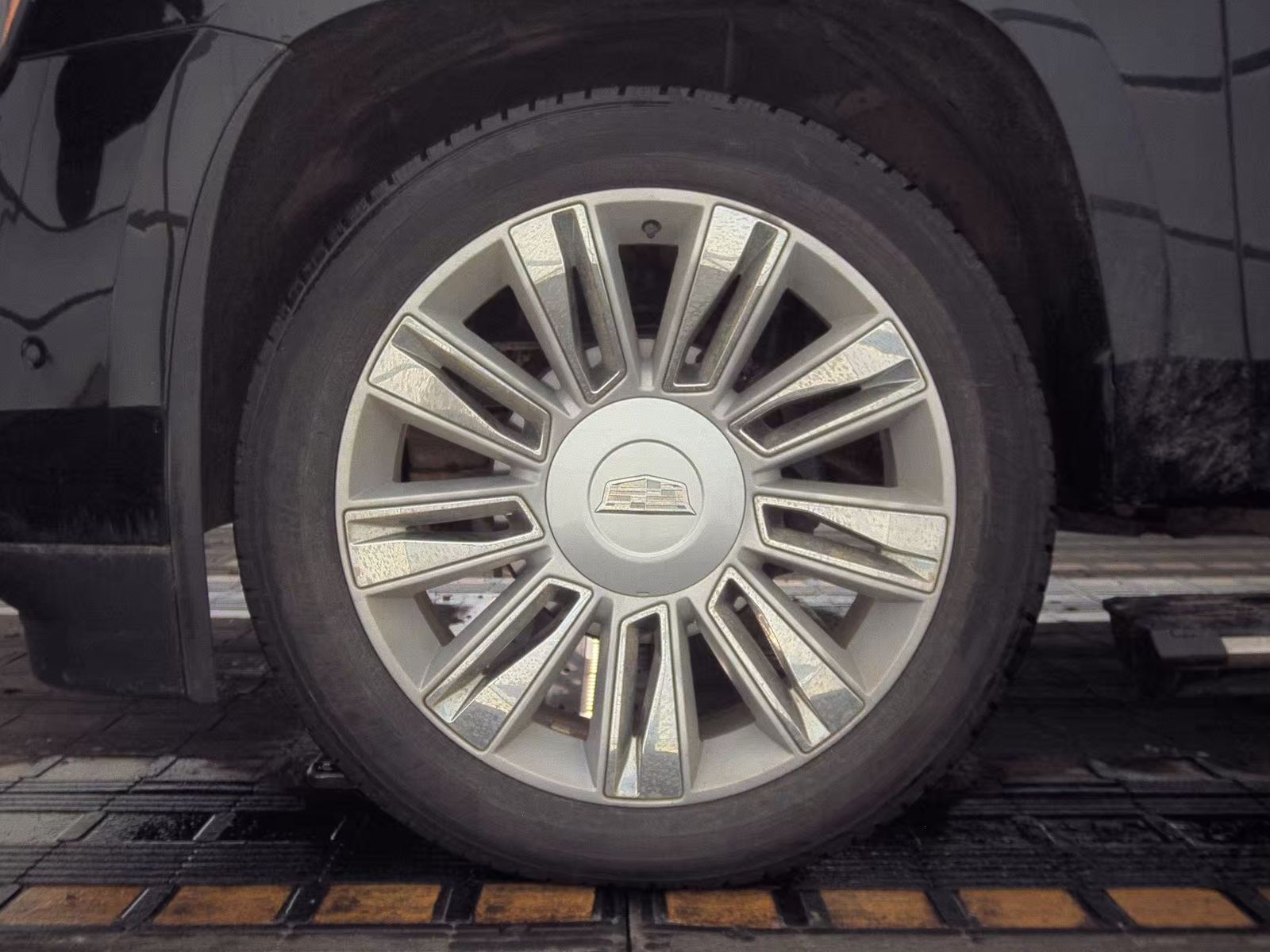 2020 Cadillac Escalade ESV Platinum AWD