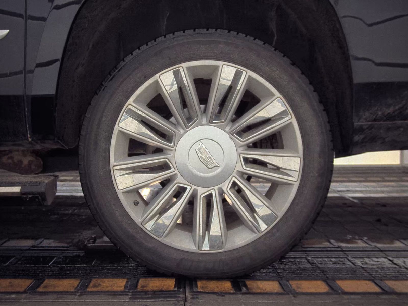 2020 Cadillac Escalade ESV Platinum AWD