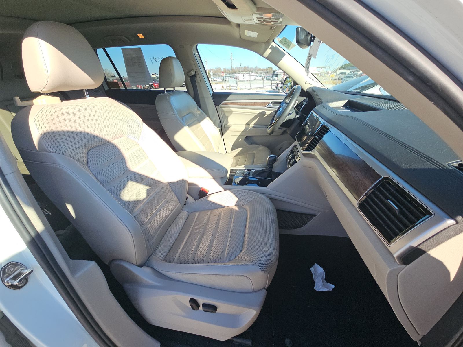 2018 Volkswagen Atlas 3.6L SEL Premium AWD