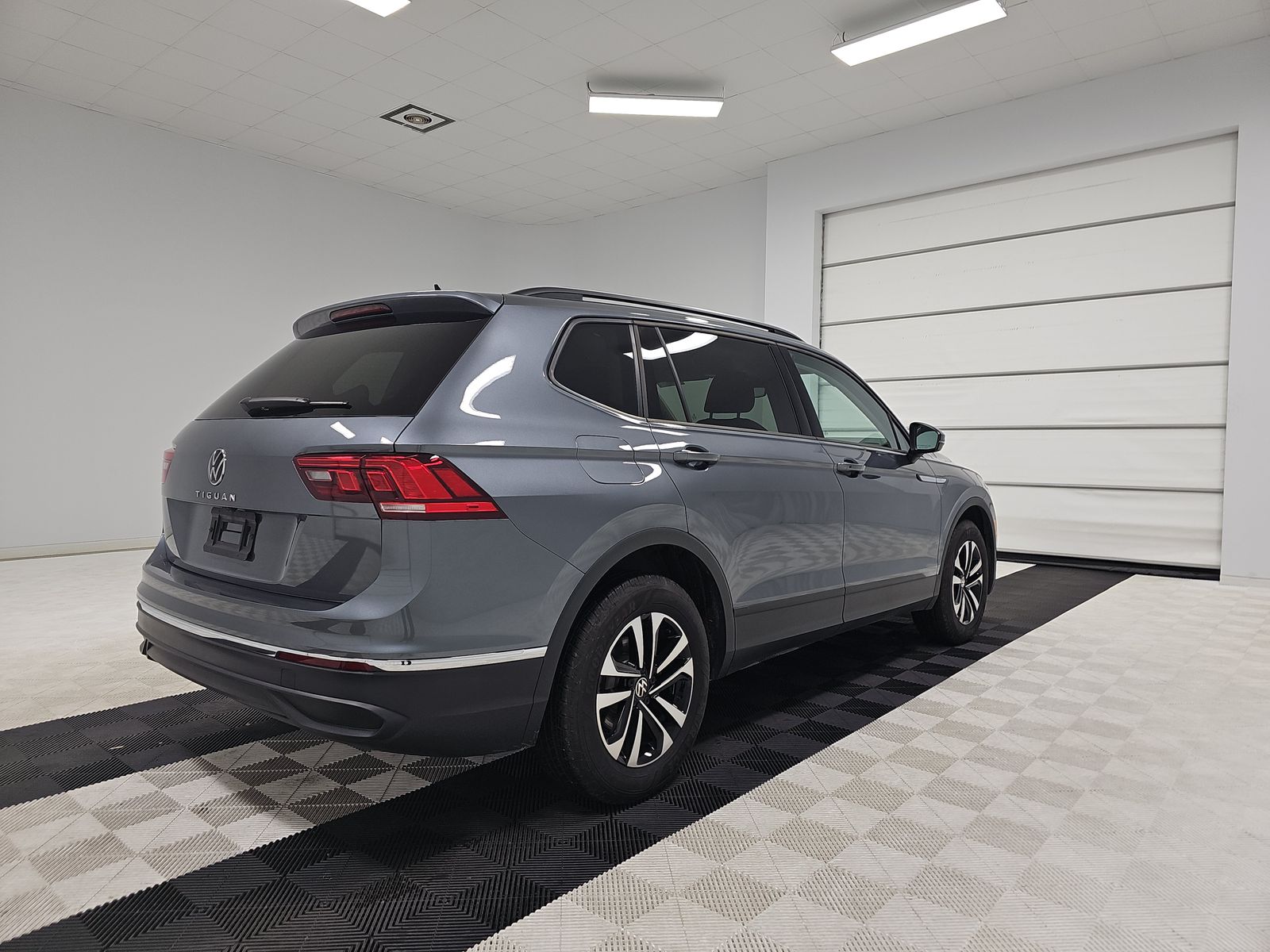 2024 Volkswagen Tiguan 2.0T S FWD