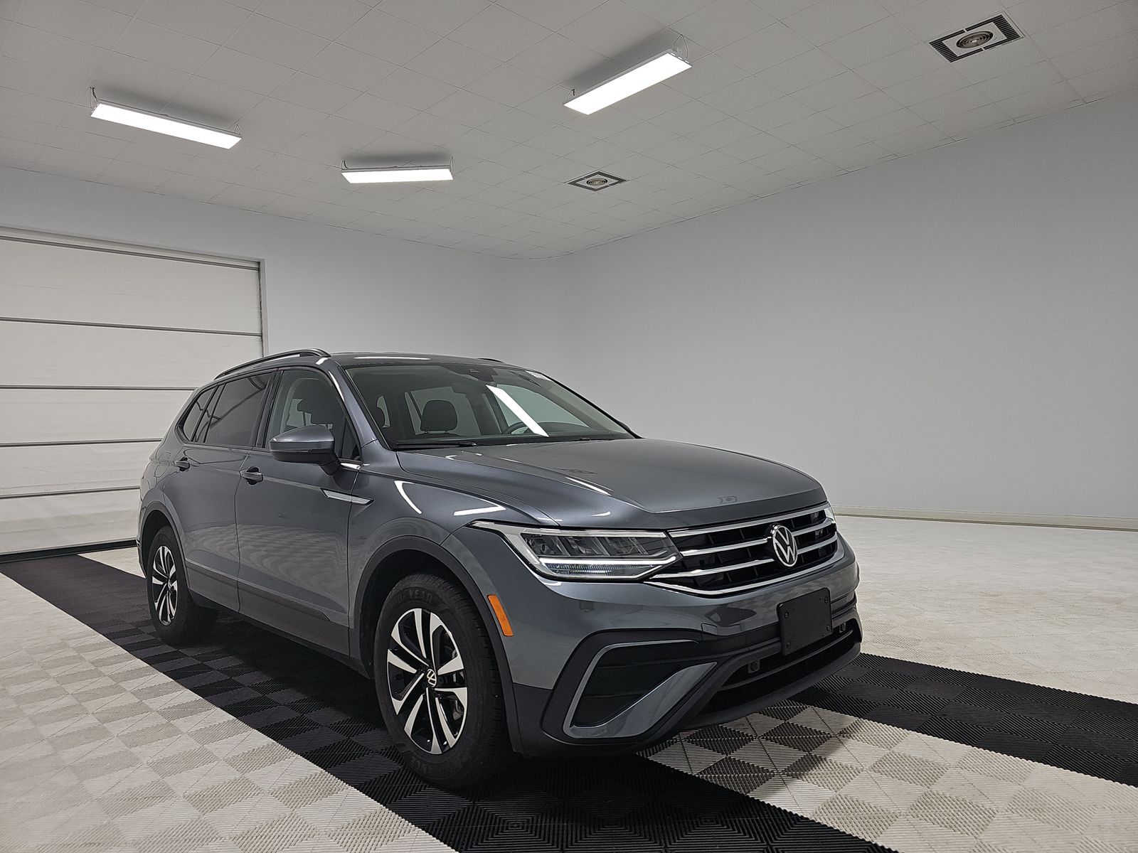 2024 Volkswagen Tiguan 2.0T S FWD
