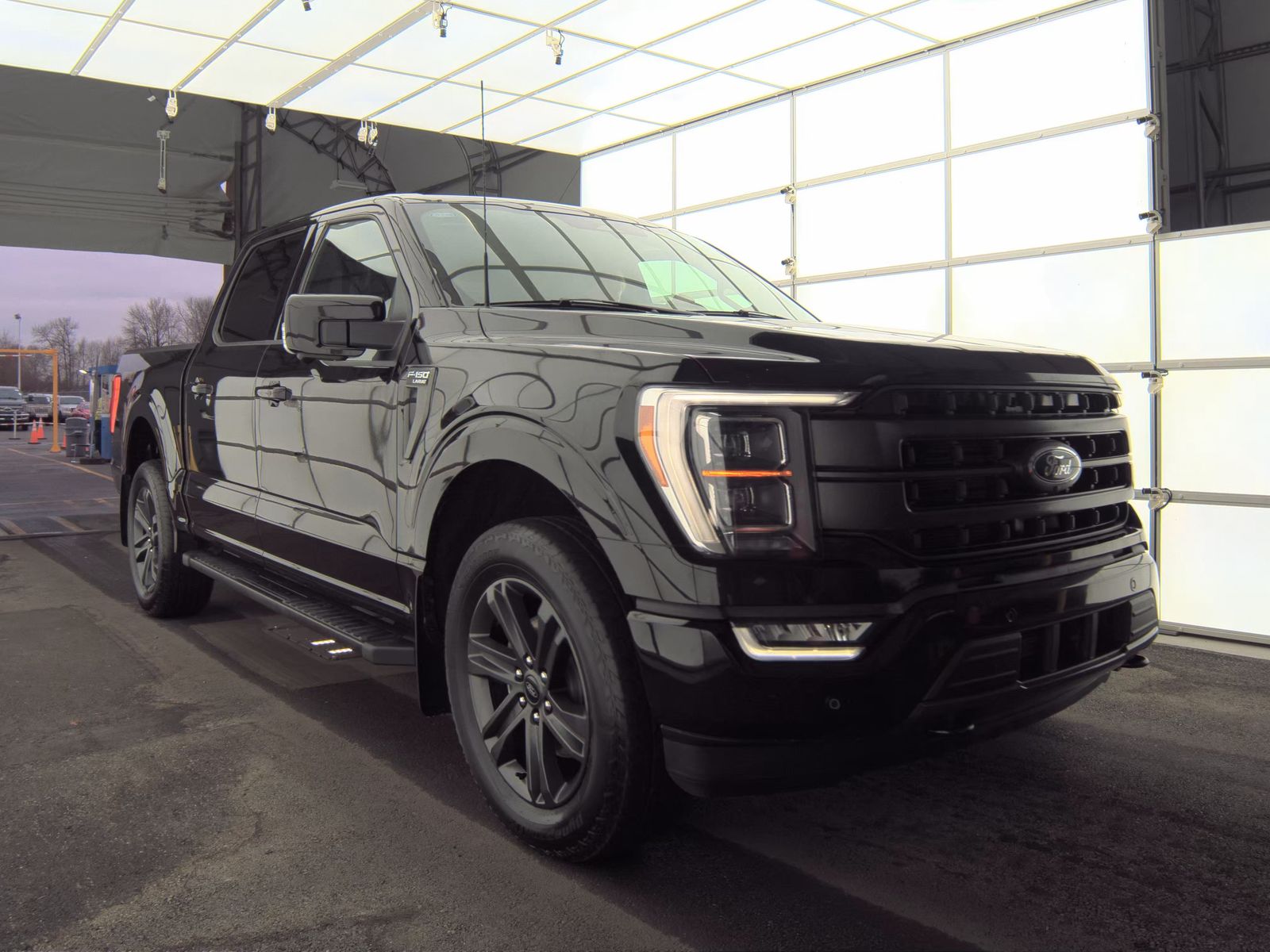 2023 Ford F-150 Lariat AWD