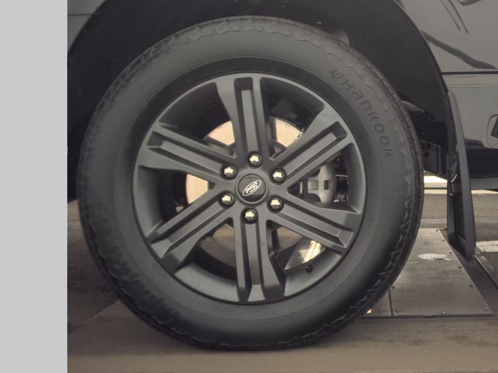 2023 Ford F-150 Lariat AWD