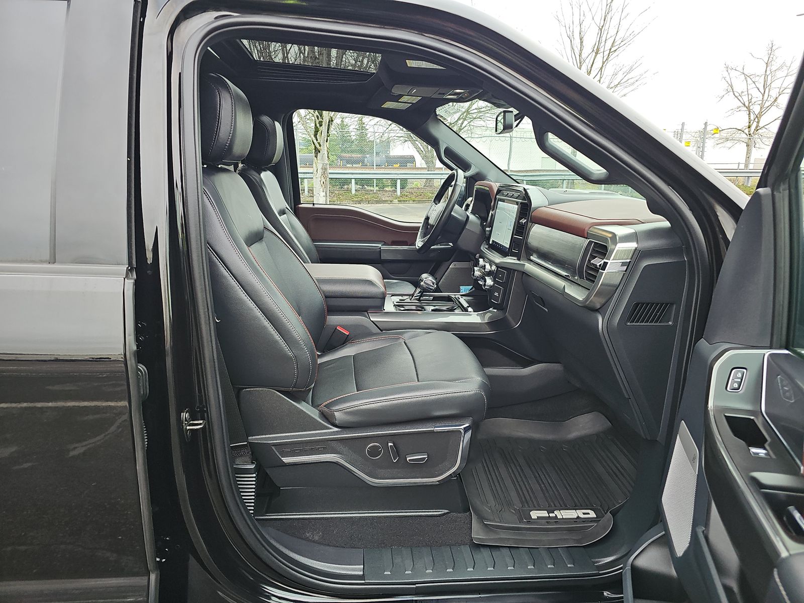 2023 Ford F-150 Lariat AWD