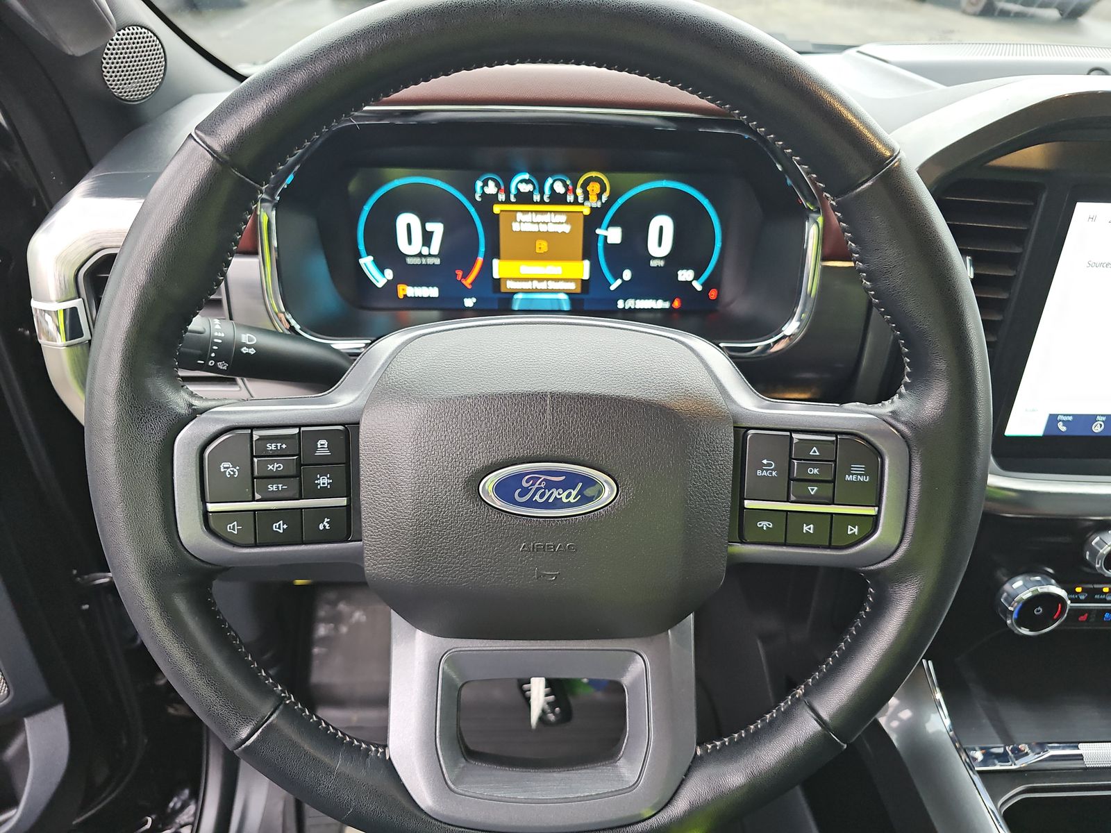 2023 Ford F-150 Lariat AWD