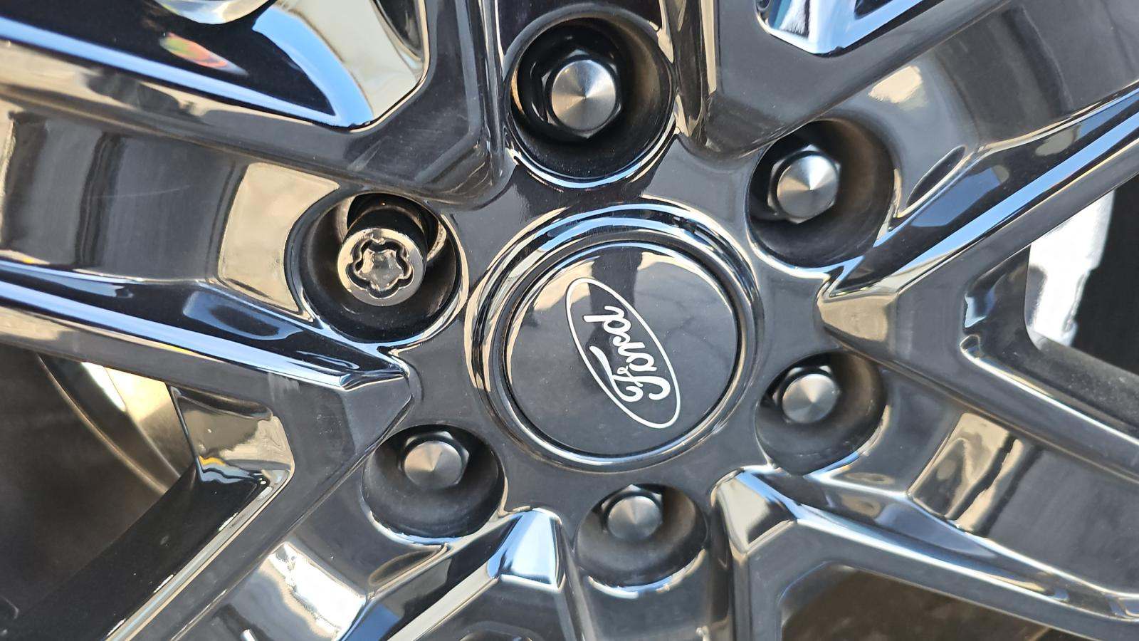 2024 Ford F-150 XL AWD