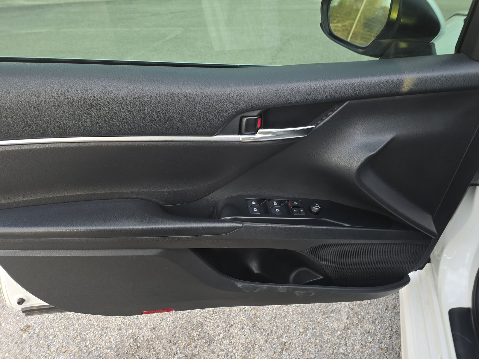 2020 Toyota Camry SE FWD